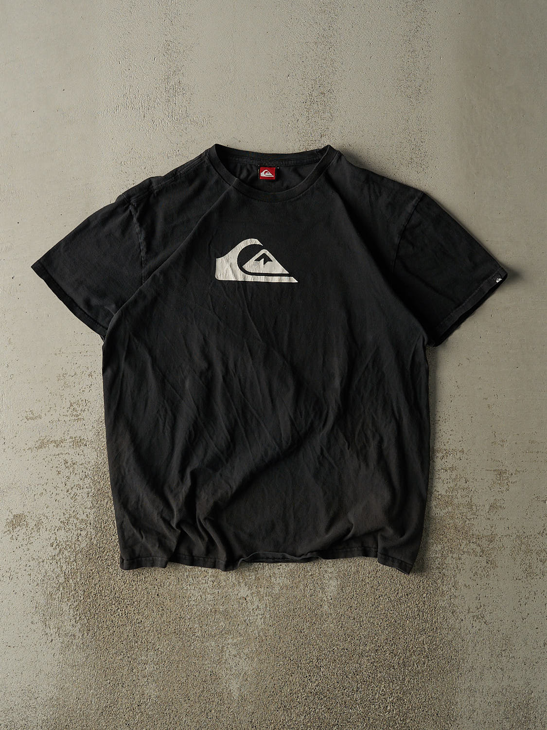 Vintage Y2K Black Quiksilver Logo Tee (XL)