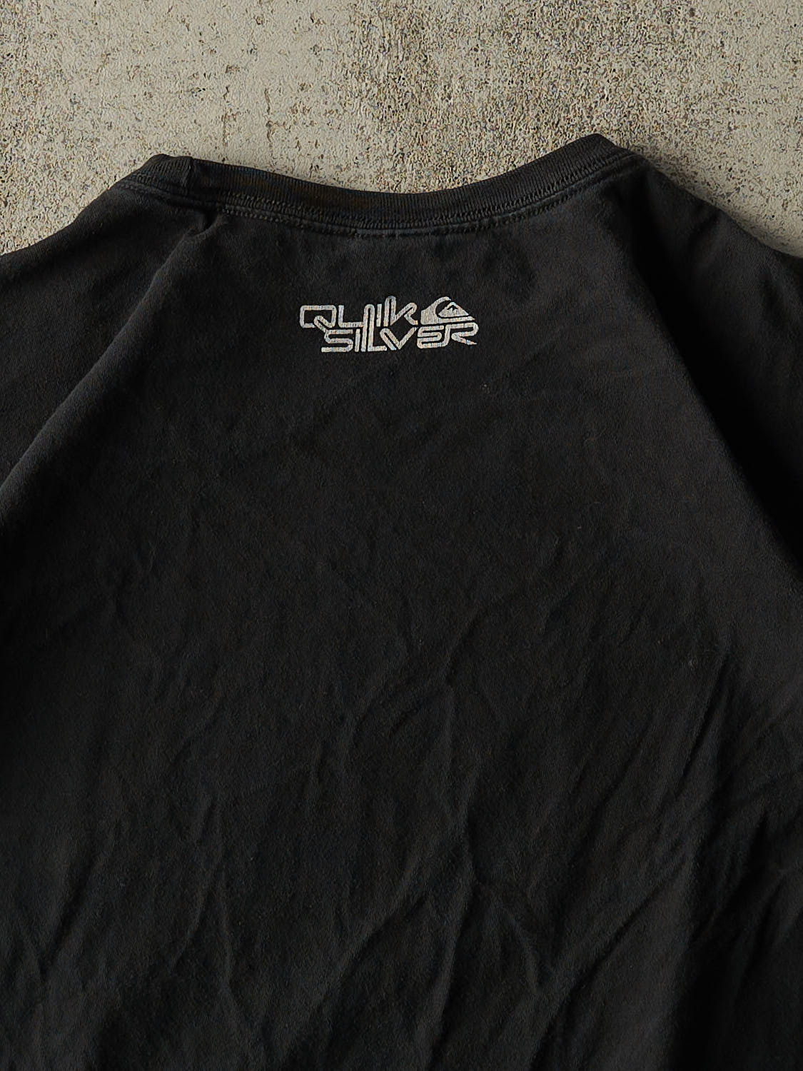 Vintage Y2K Black Quiksilver Logo Tee (XL)