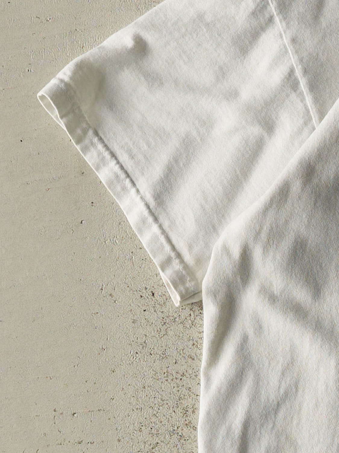 Vintage 93' White "Can't Shut Up" Slogan Tee (L/XL)