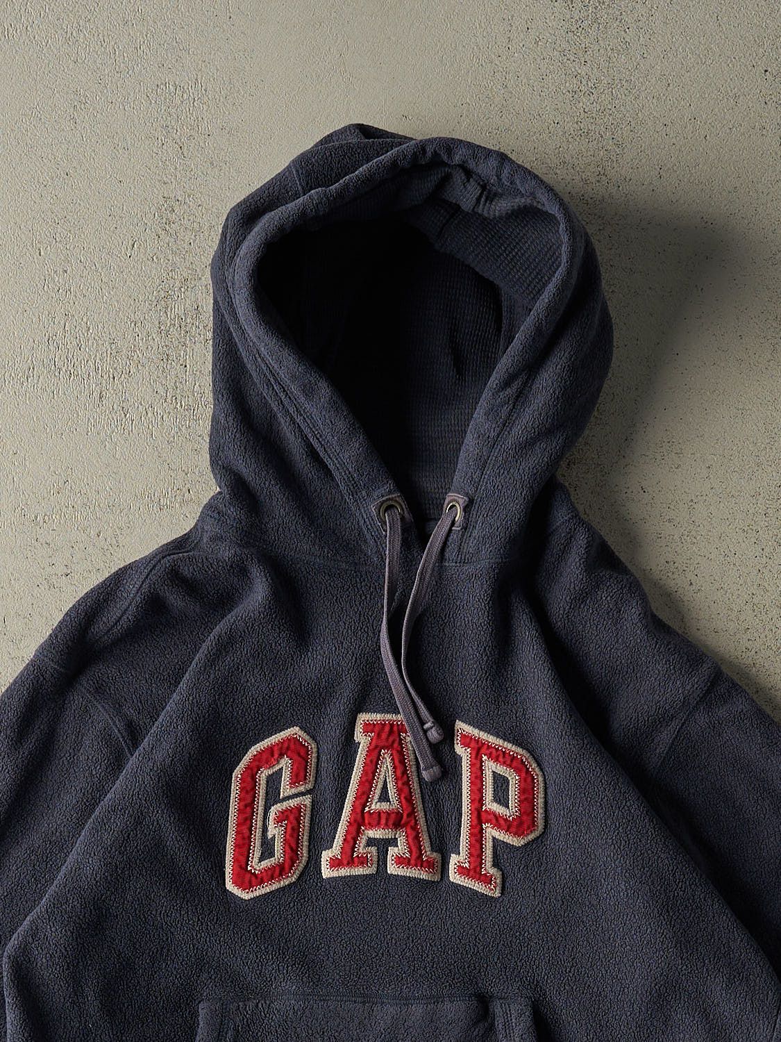 Vintage 90s Navy Blue Gap Embroidered Fleece Hoodie (S/M)