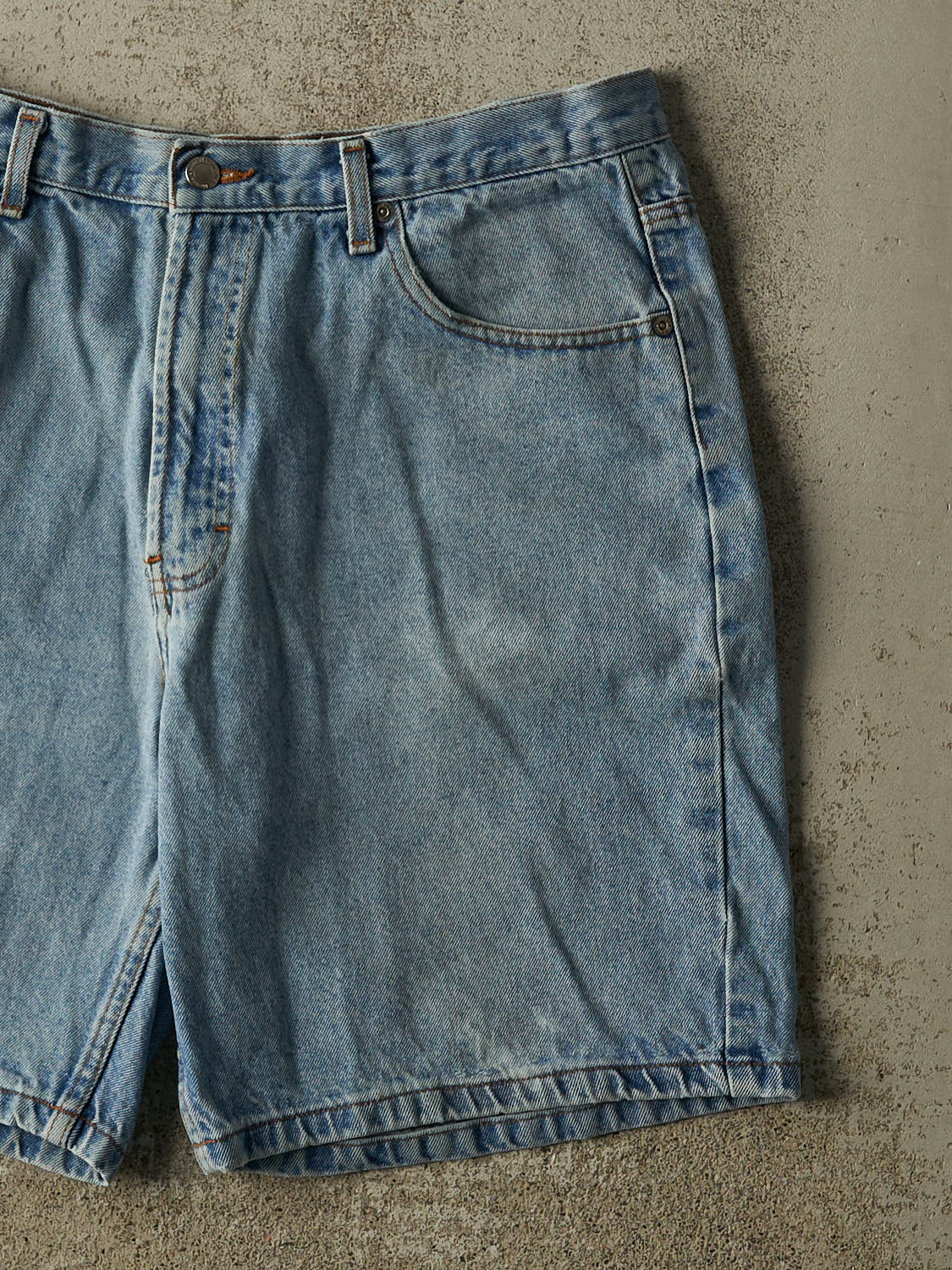 Vintage 90s Light Wash Members Mark Jorts (34x8.5)