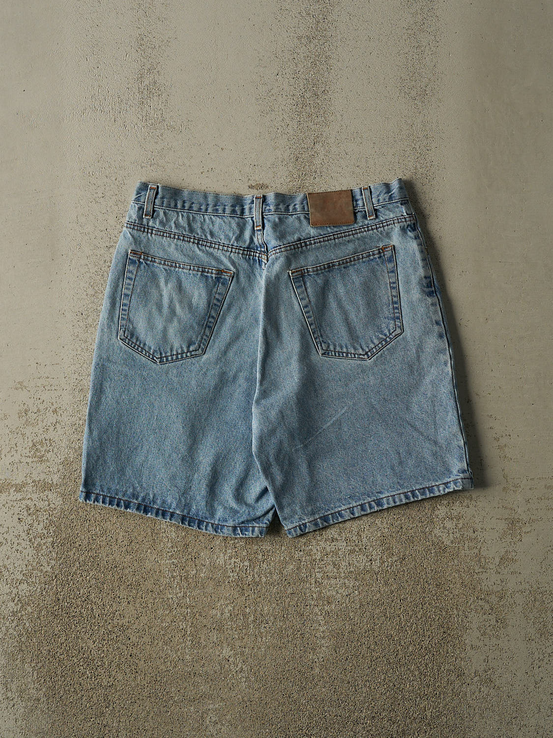 Vintage 90s Light Wash Members Mark Jorts (34x8.5)