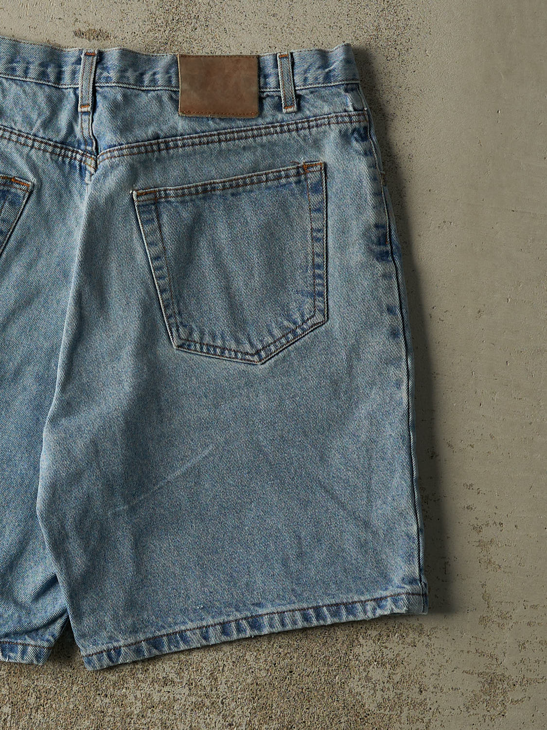 Vintage 90s Light Wash Members Mark Jorts (34x8.5)