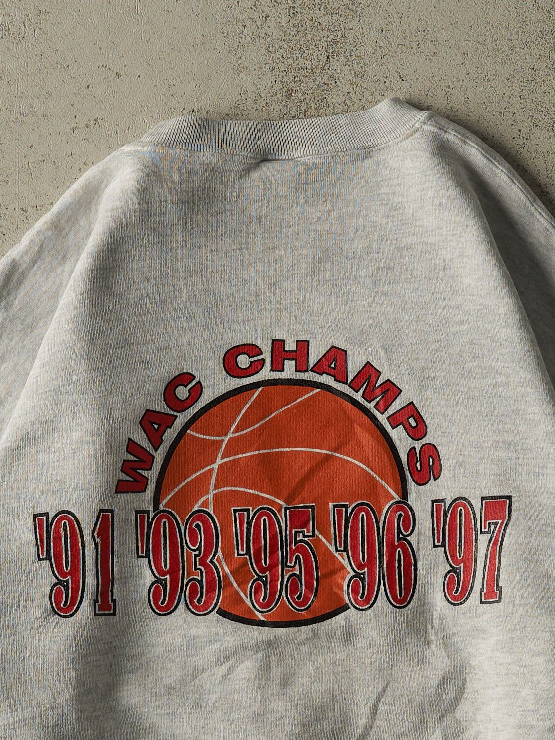 Vintage 90s Heather Grey Russell Athletic University of Utah Basketball Crewneck (XXL)