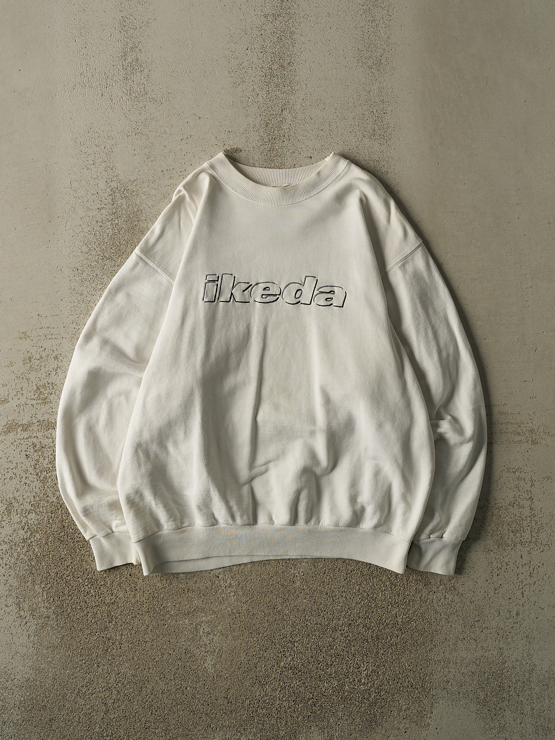 Vintage 90s White Ikeda Embroidered Crewneck (L)