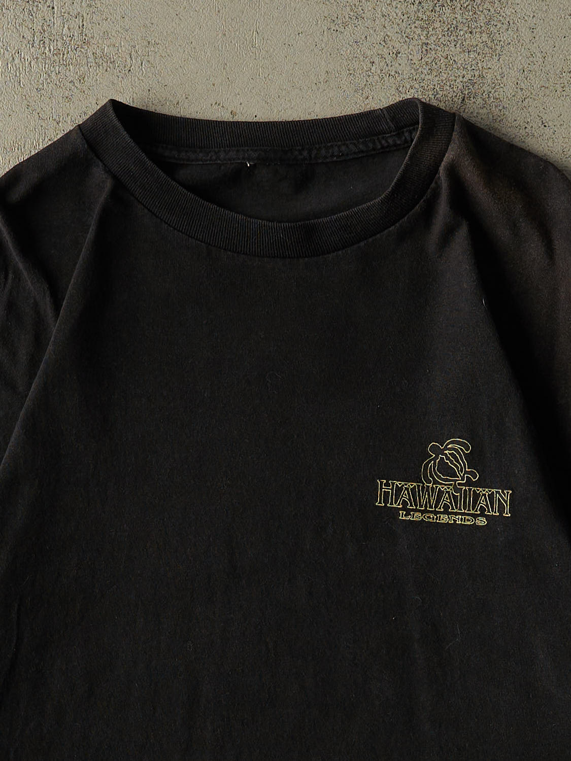 Vintage Y2K Black Hawaiian Legends Tee (L/XL)
