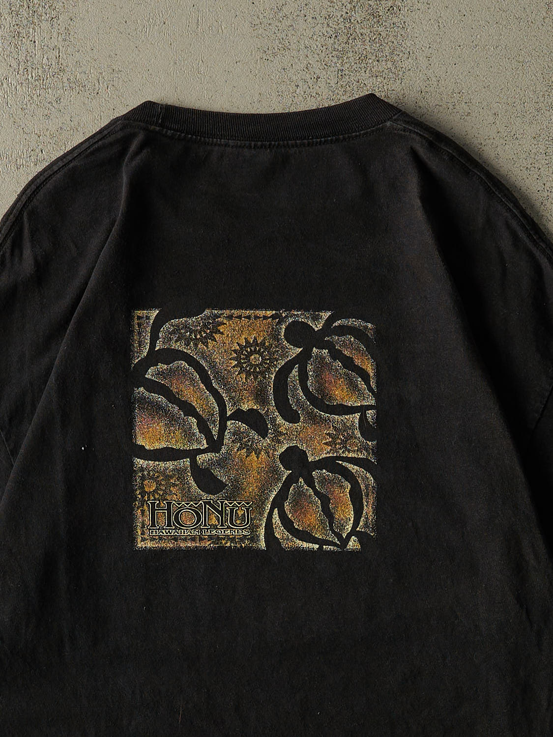 Vintage Y2K Black Hawaiian Legends Tee (L/XL)