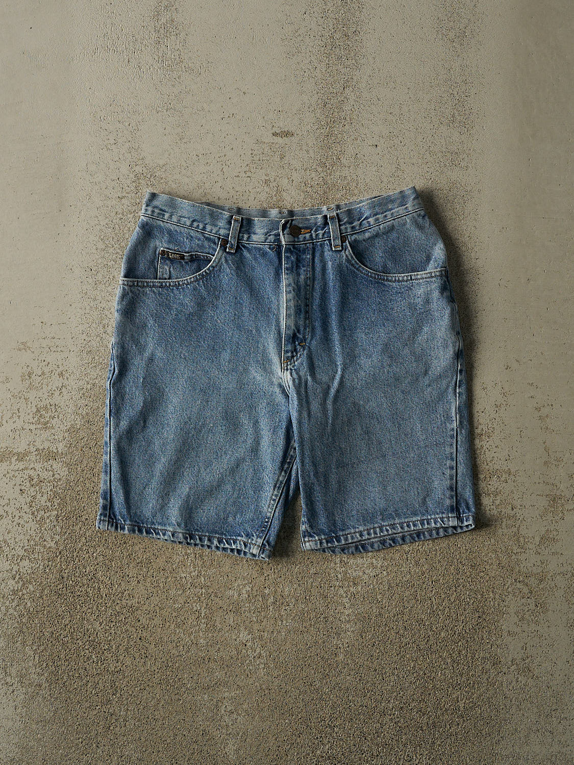 Vintage 90s Light Wash Lee Jorts (32x9)