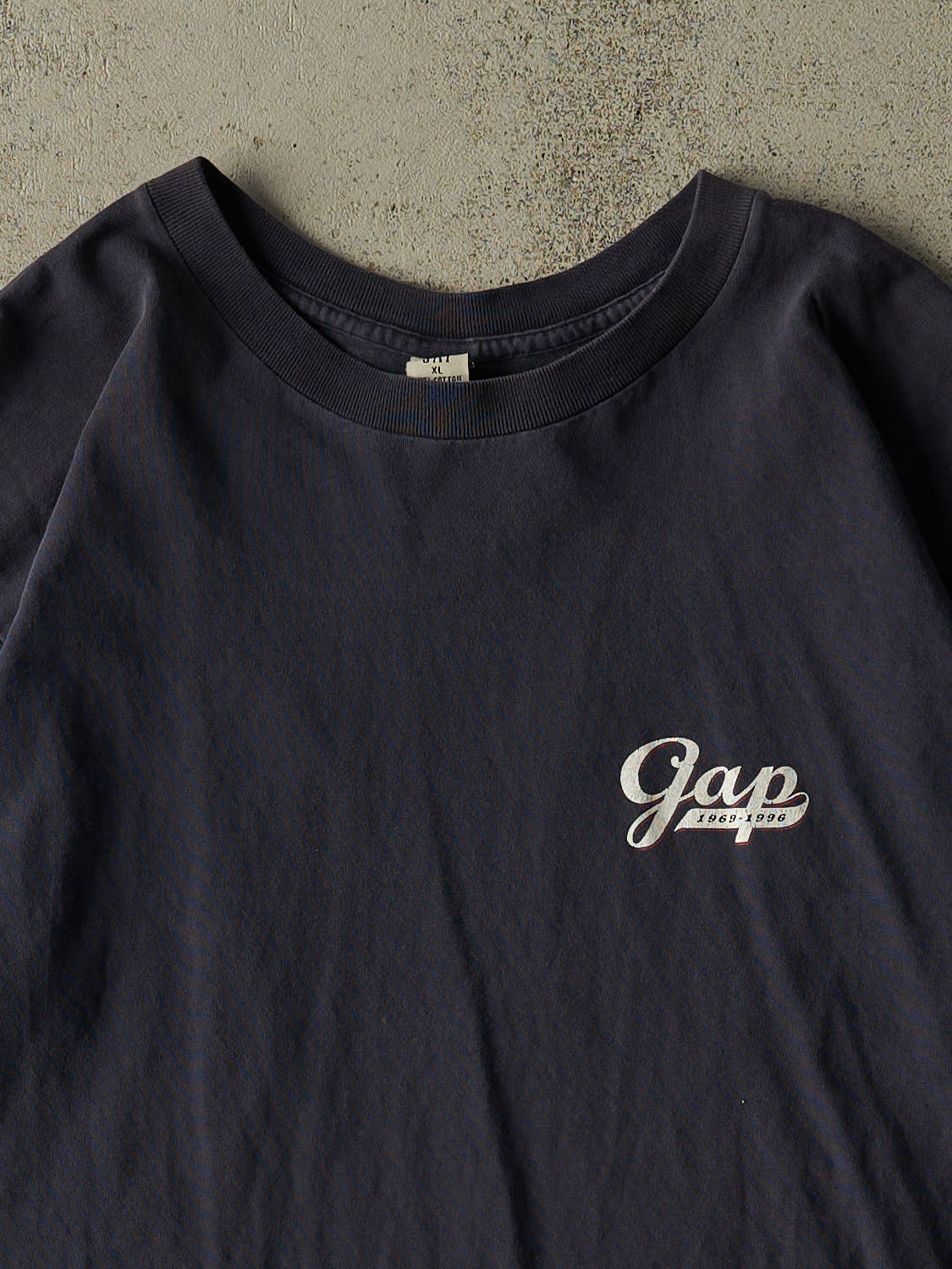 Vintage 90s Navy Blue Gap Single Stitch Tee (L/XL)