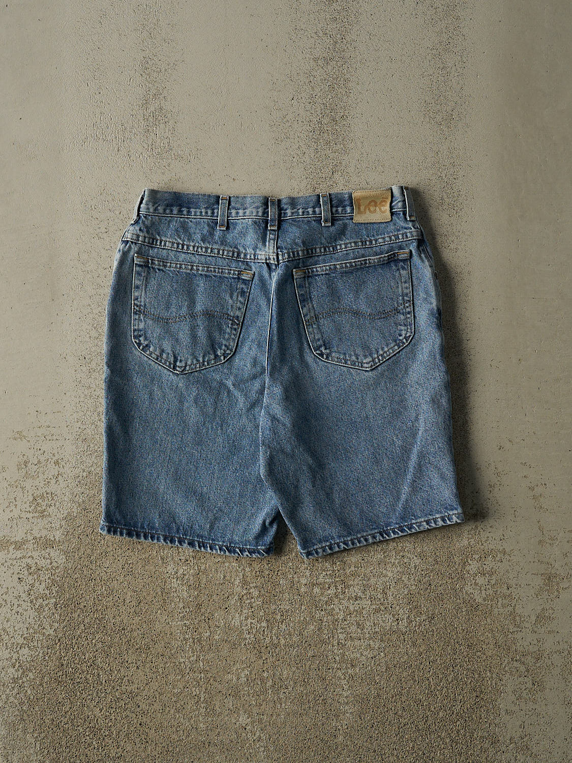 Vintage 90s Light Wash Lee Jorts (32x9)