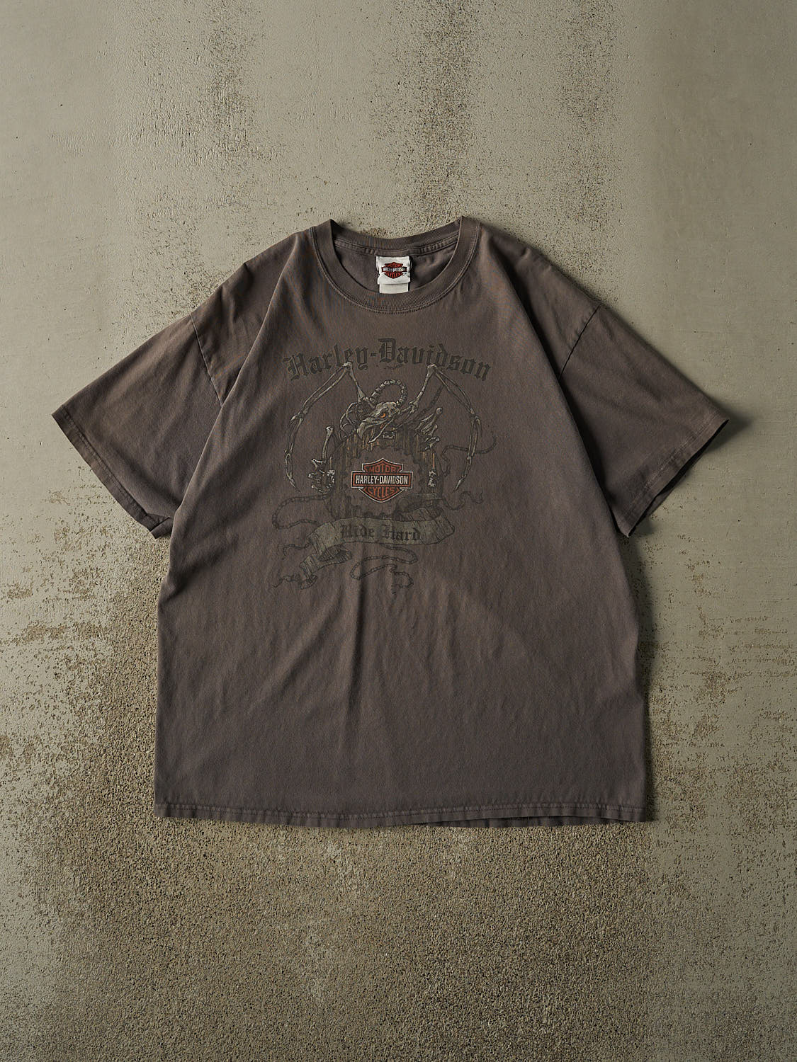 Vintage Y2K Charcoal Grey Harley Davidson Harrisburg PA Tee (L)