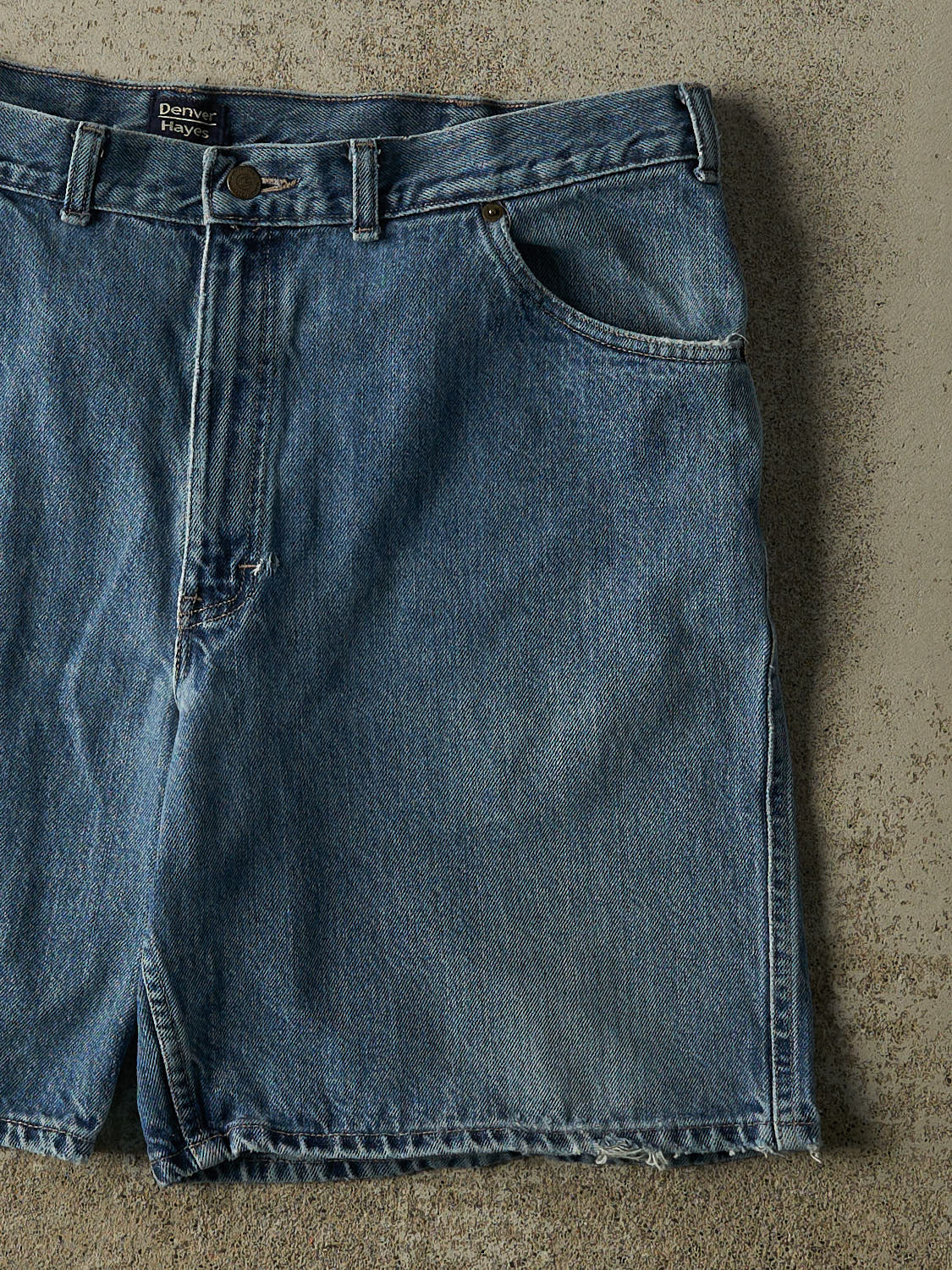 Vintage 90s Mid Wash Denver Hayes Jorts (39x8.5)