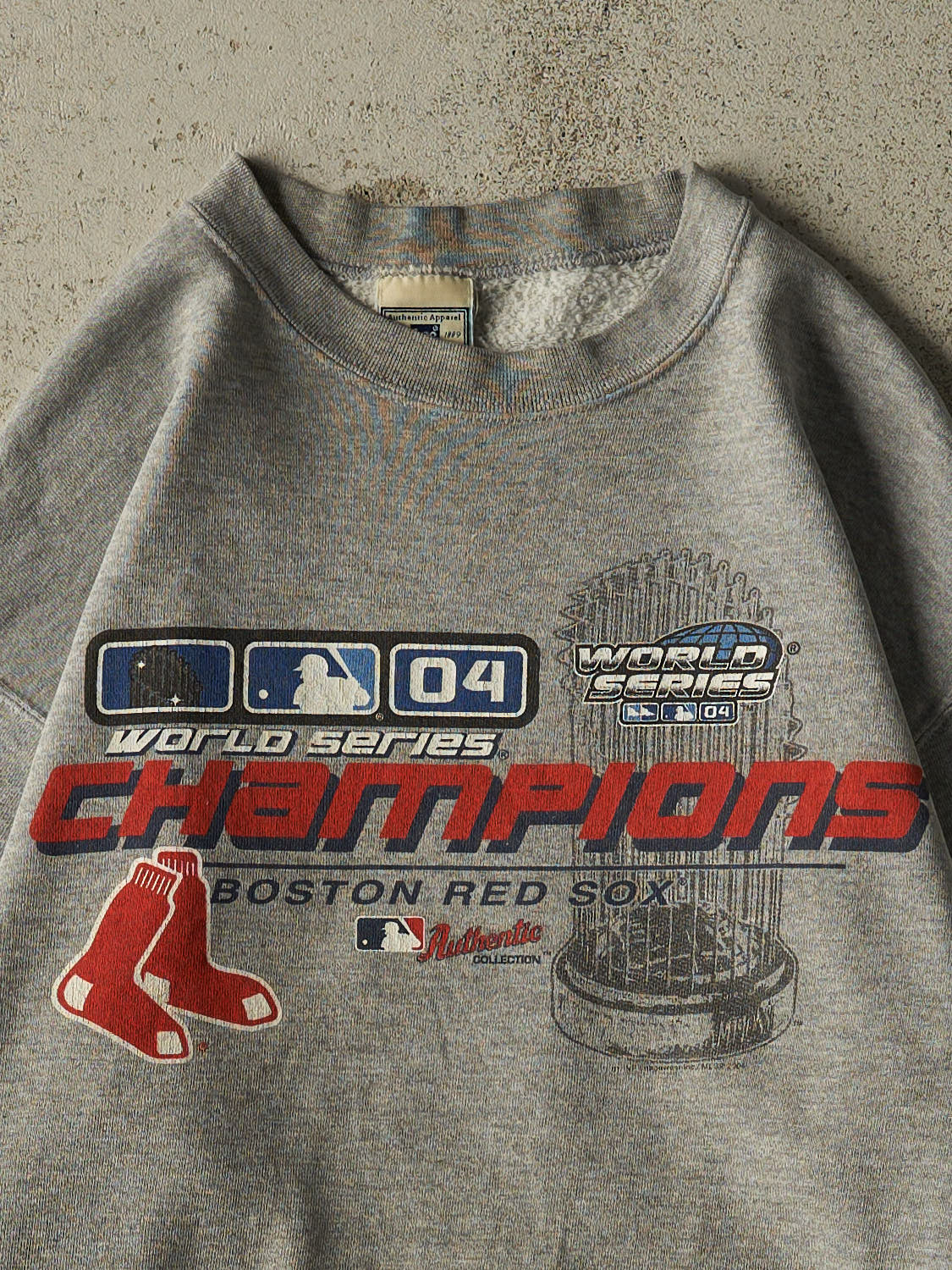 Vintage 04' Grey Boston Red Sox World Series Champion Crewneck (M)