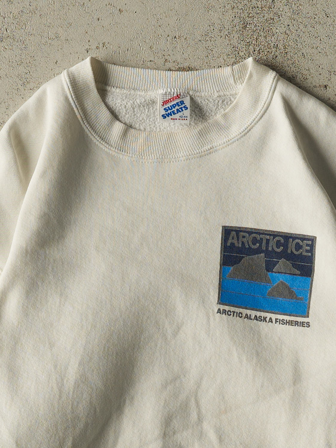 Vintage 80s White Arctic Ice Alaska Fishery Crewneck (S/M)