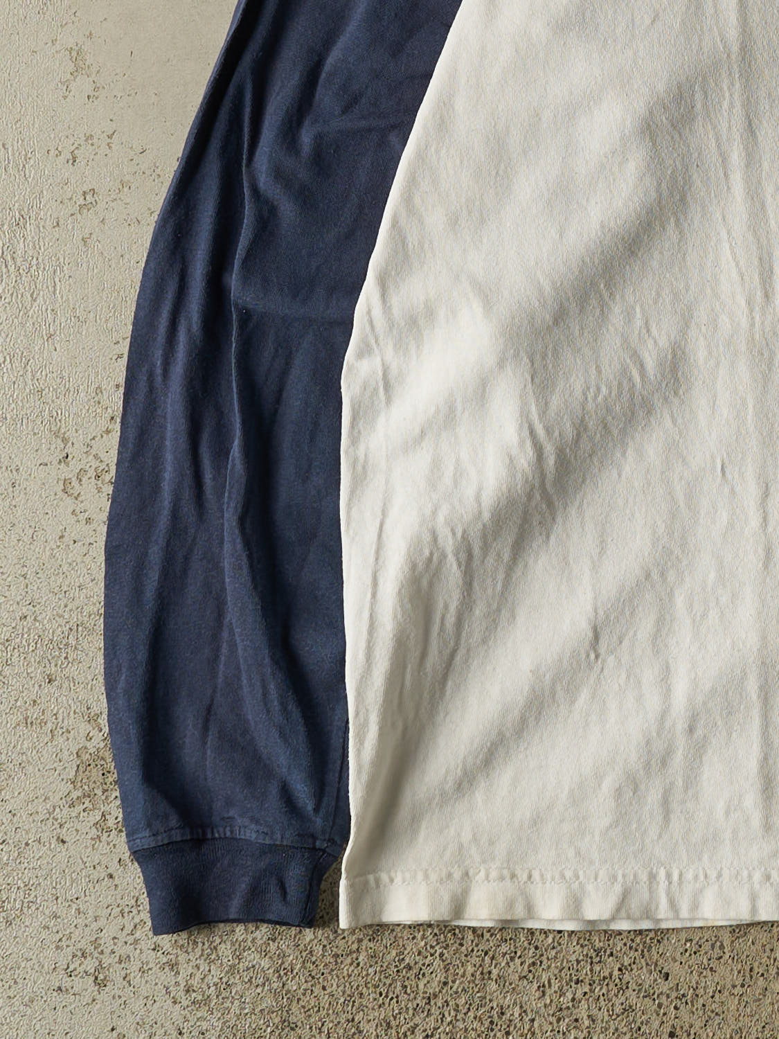 Vintage Y2K White Reebok Raglan Long Sleeve (XL/XXL)