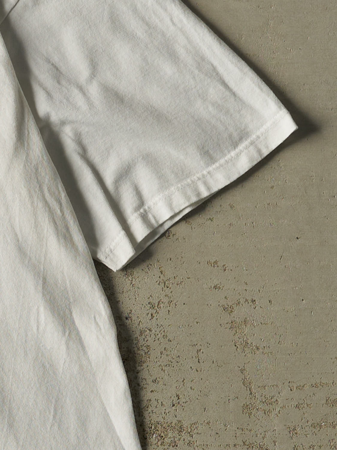Vintage 90s White Calvin Klein Jeans Logo Tee (XL/XXL)