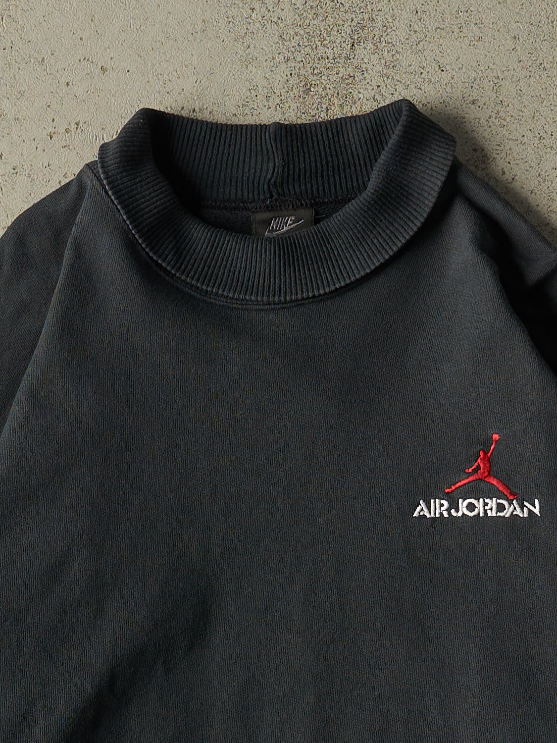 Vintage 90s Faded Black Air Jordan Embroidered Mock Neck Bootleg Crewneck (S)