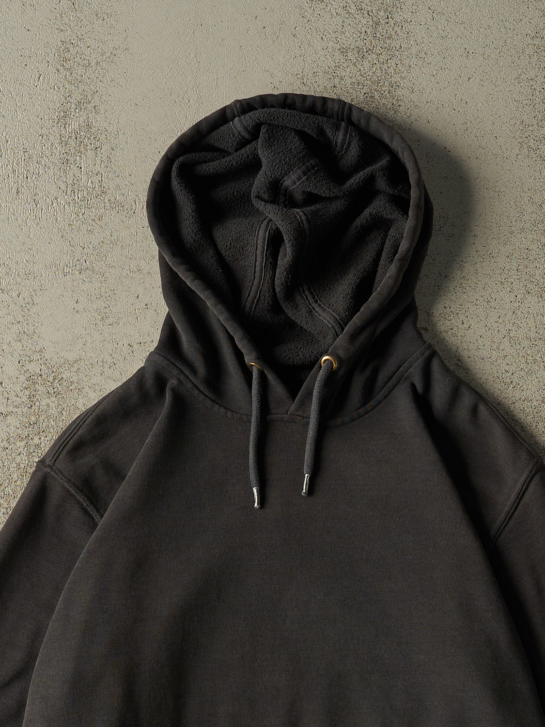 Vintage Y2K Faded Black Carhartt Hoodie (L/XL)
