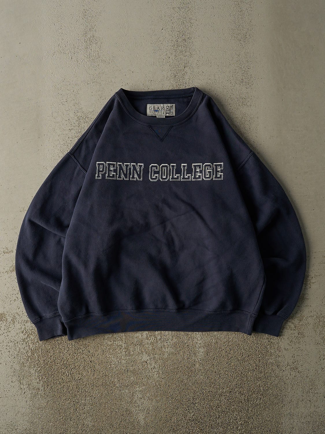 Vintage 90s Navy Blue Penn College Crewneck (L/XL)