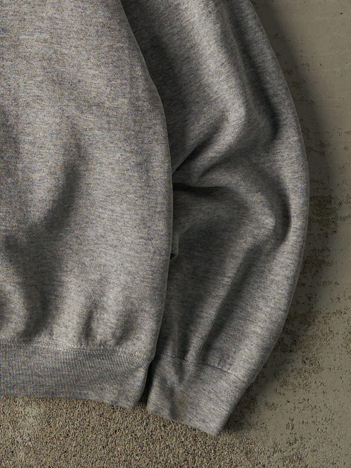 Vintage 90s Grey Wilson Embroidered Crewneck (L)