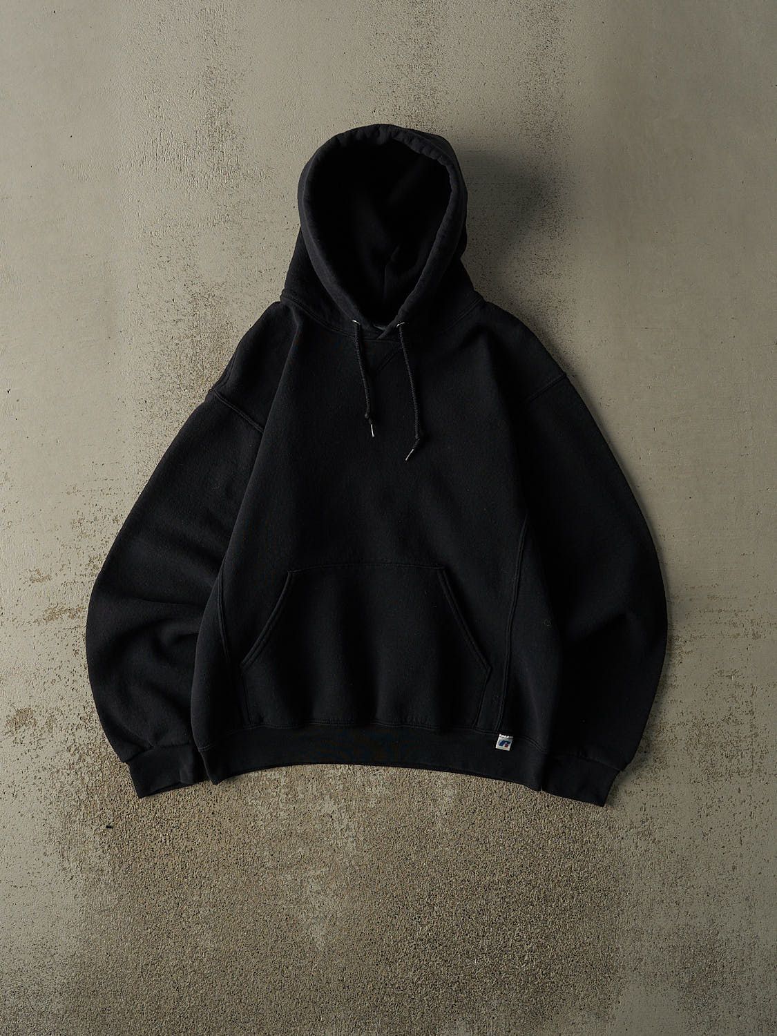 Vintage Y2K Black Russell Athletic Blank Hoodie (S/M)