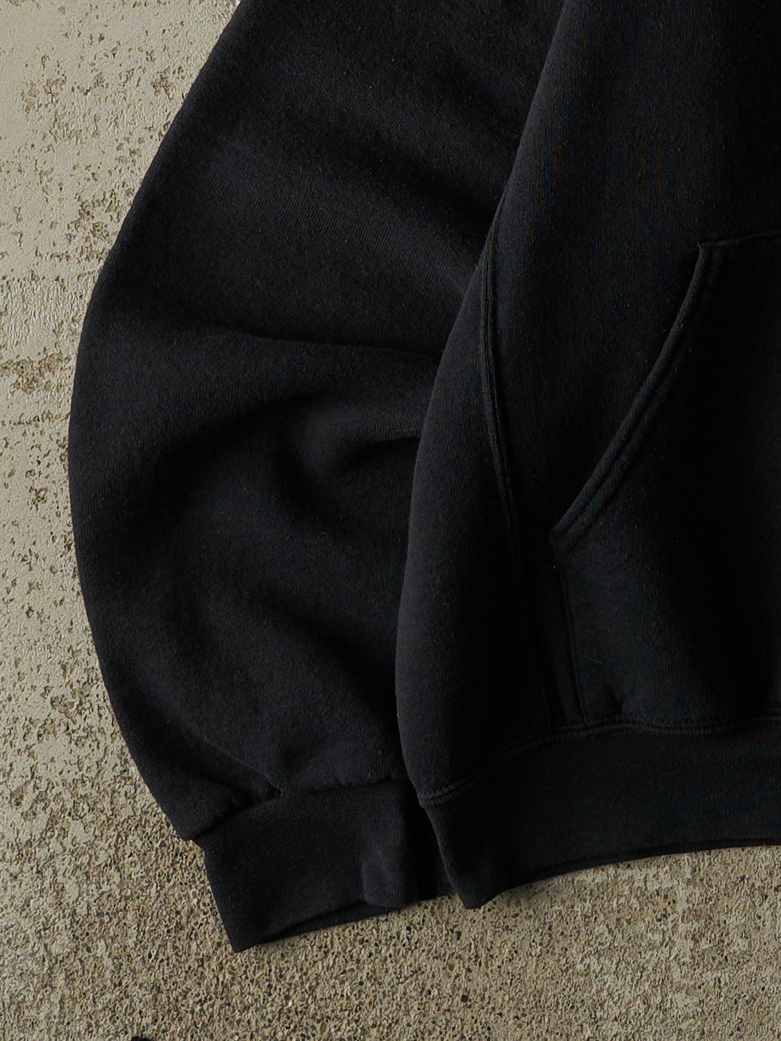 Vintage Y2K Black Russell Athletic Blank Hoodie (S/M)