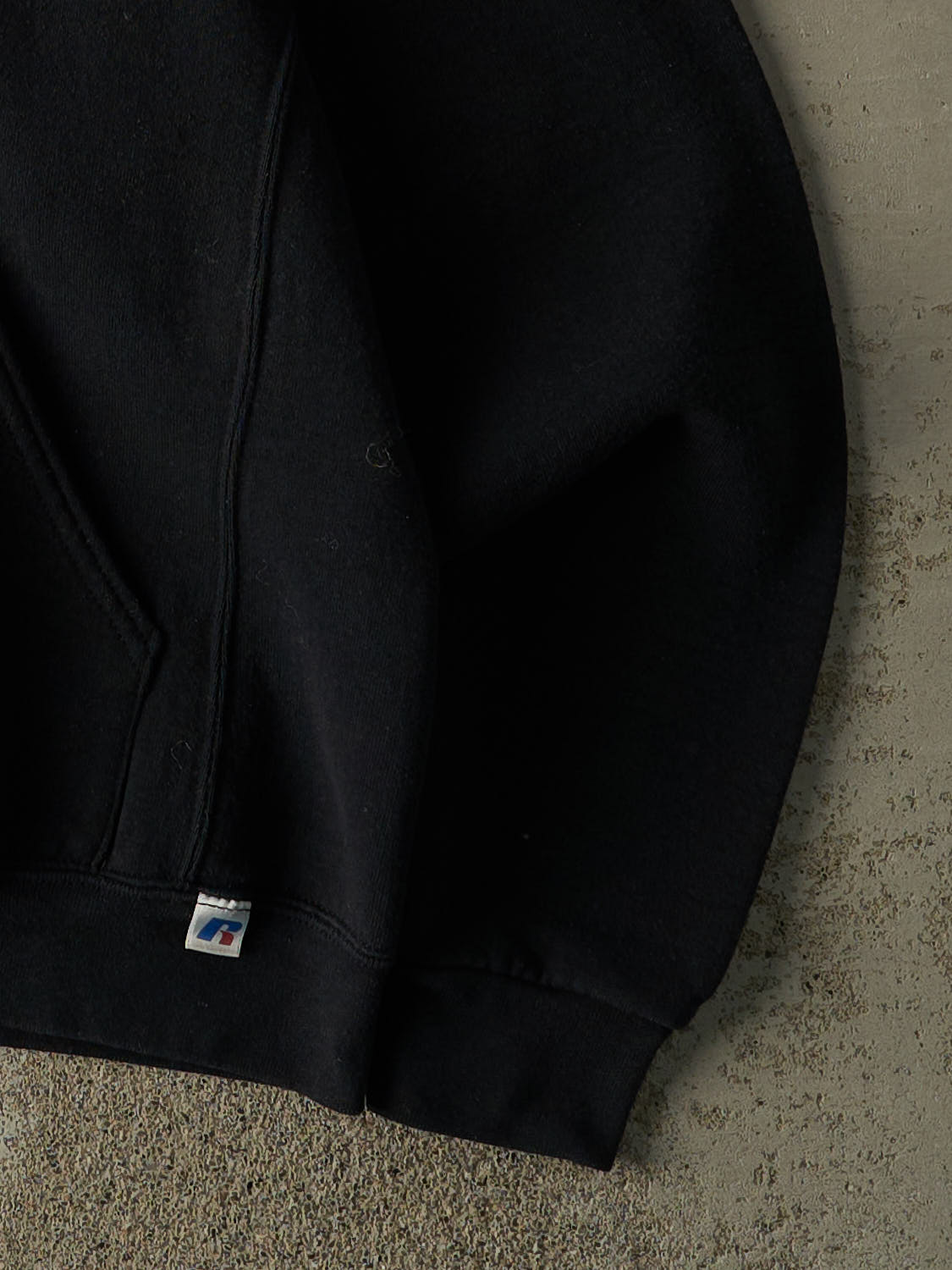 Vintage Y2K Black Russell Athletic Blank Hoodie (S/M)