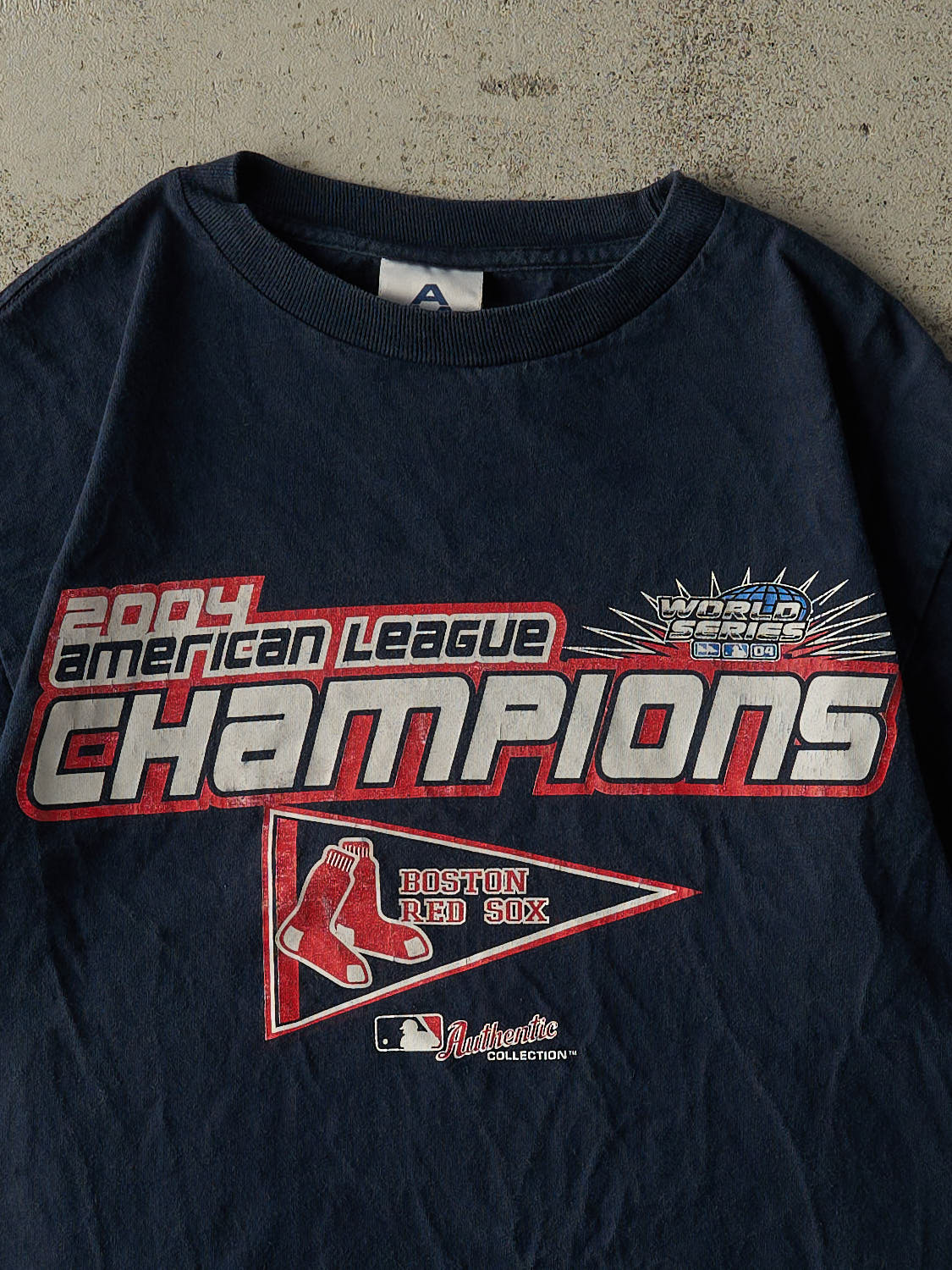 Vintage 04' Navy Blue Boston Red Sox American League Champions Tee (S/M)