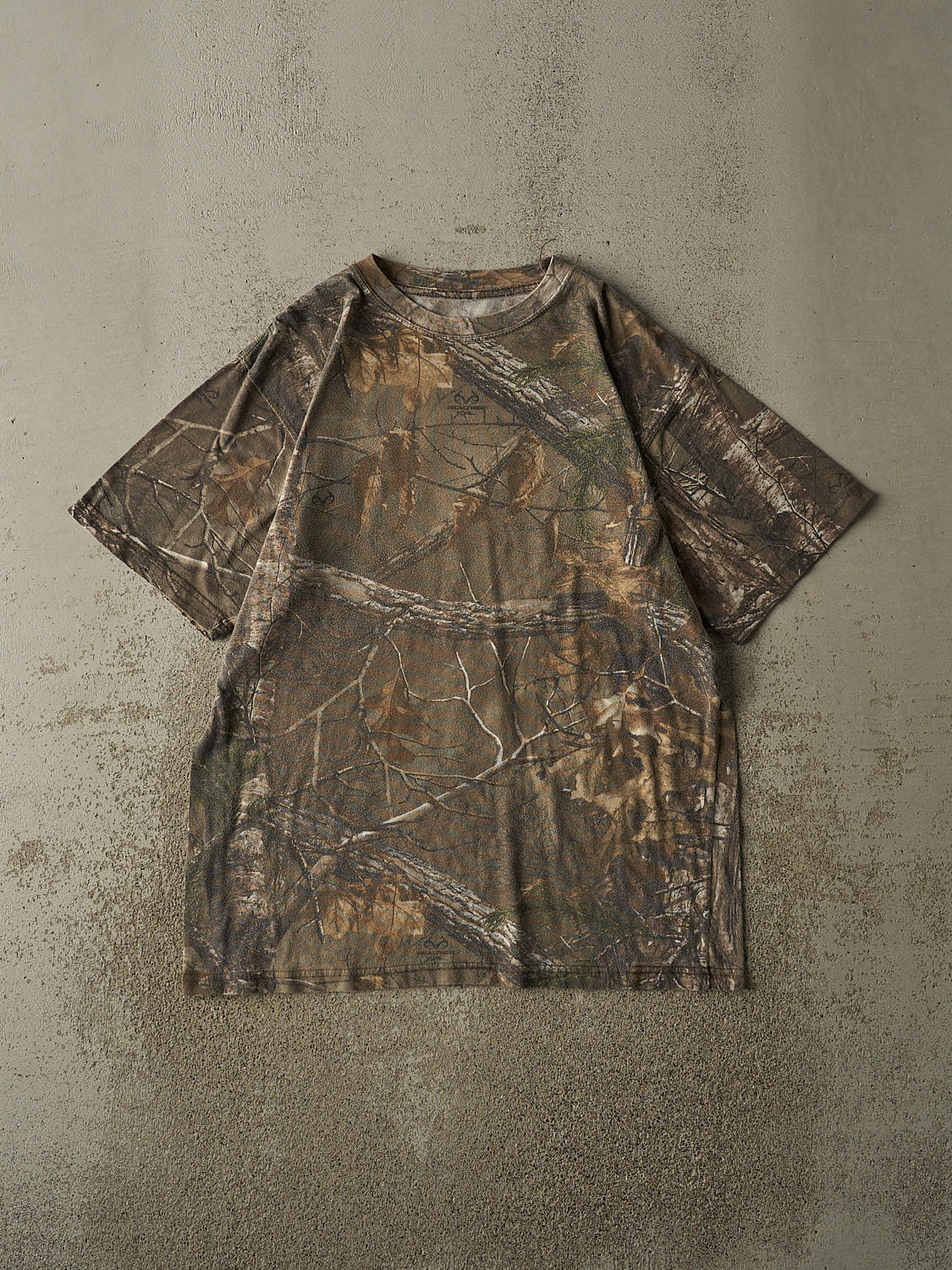 Vintage Y2K Camo Realtree x Cabela's Tee (M/L)