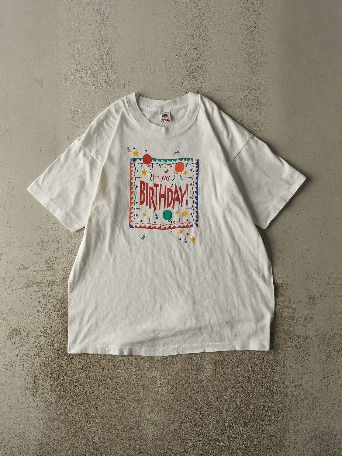 Vintage 80s White "It's My Birthday" Single Stitch Tee (L/XL)
