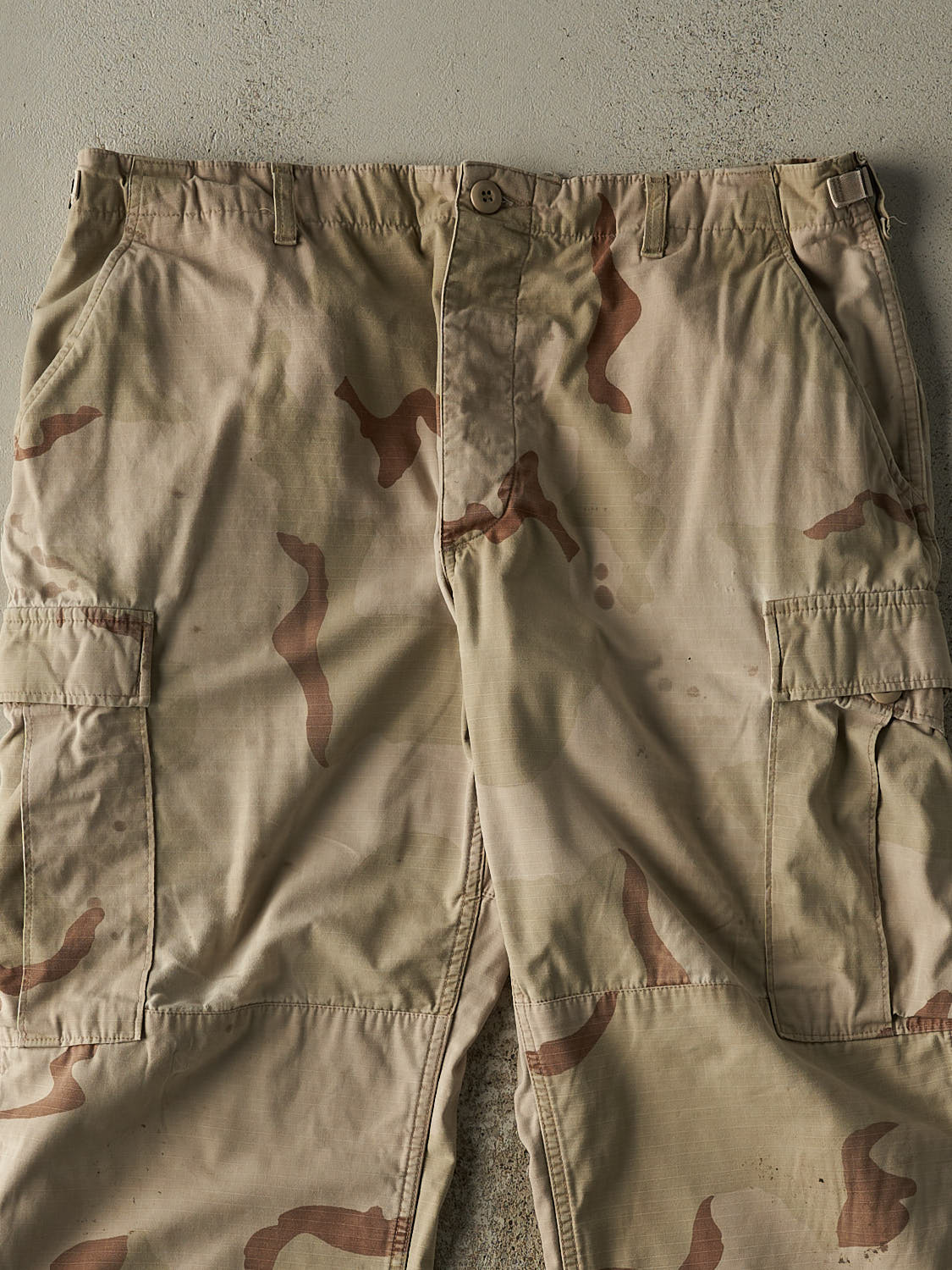 Vintage 90s Desert Camo Cargo Pants (36x29)