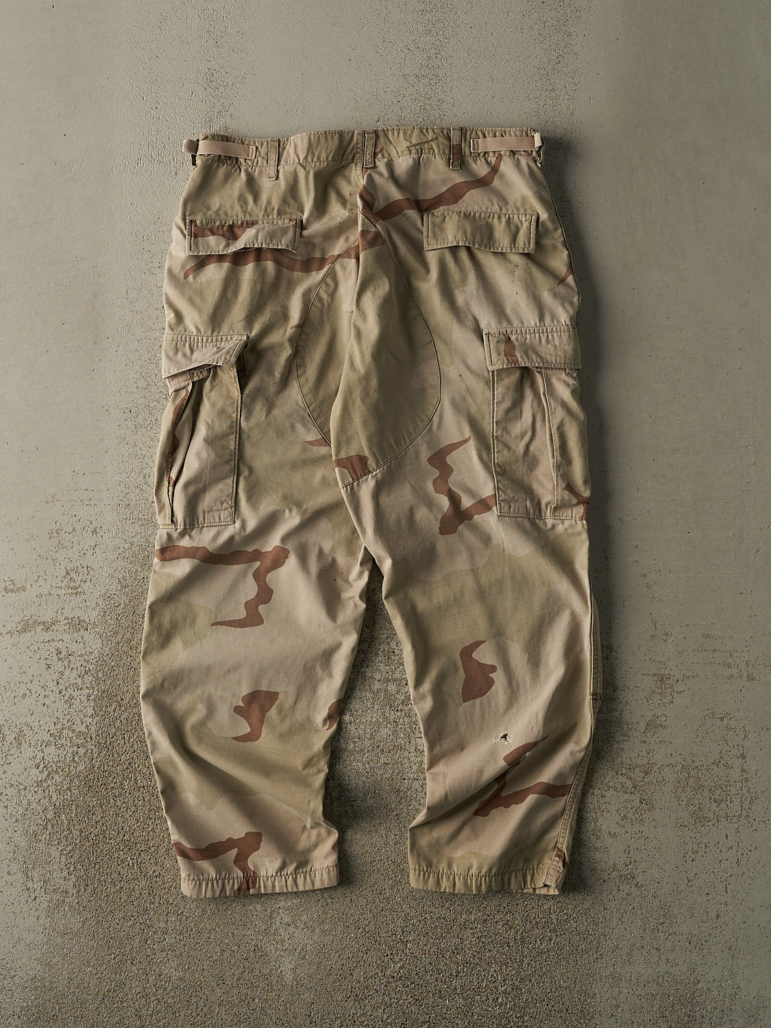 Vintage 90s Desert Camo Cargo Pants (36x29)