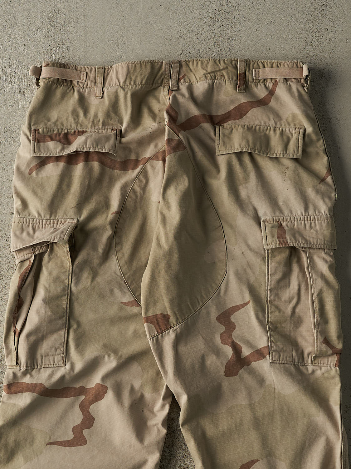 Vintage 90s Desert Camo Cargo Pants (36x29)