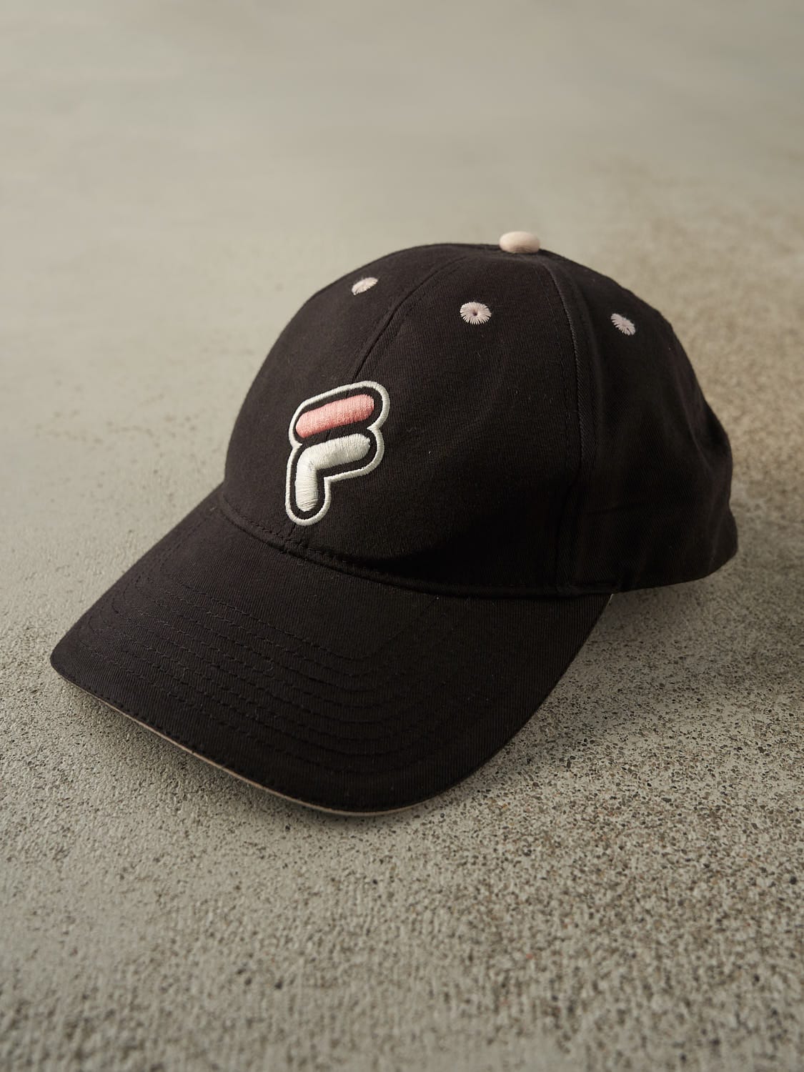 Vintage Y2K Black Fila Embroidered Velcro Hat (O/S)