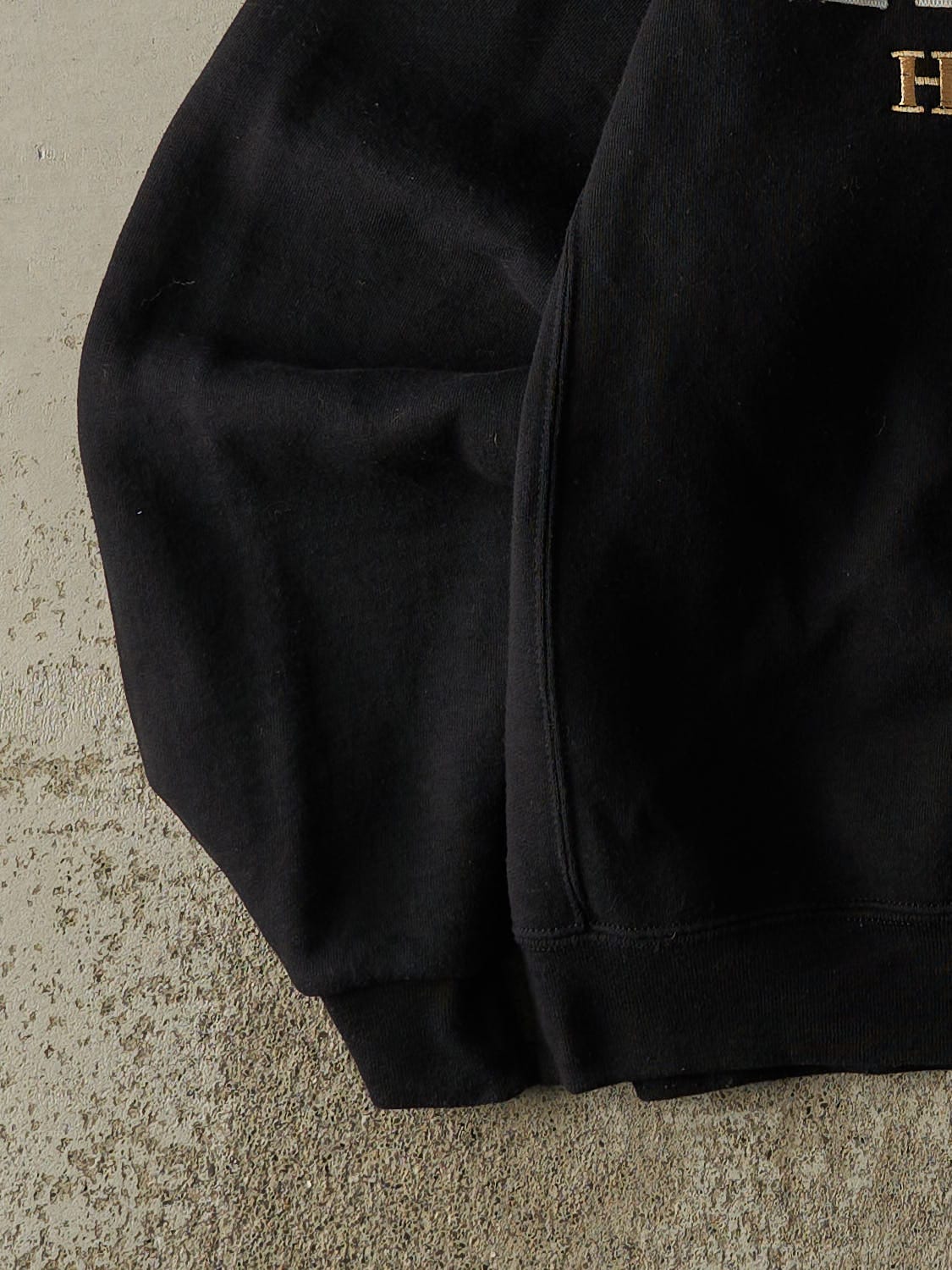 Vintage Y2K Black Russell Athletic Hawks Hockey Crewneck (M/L)