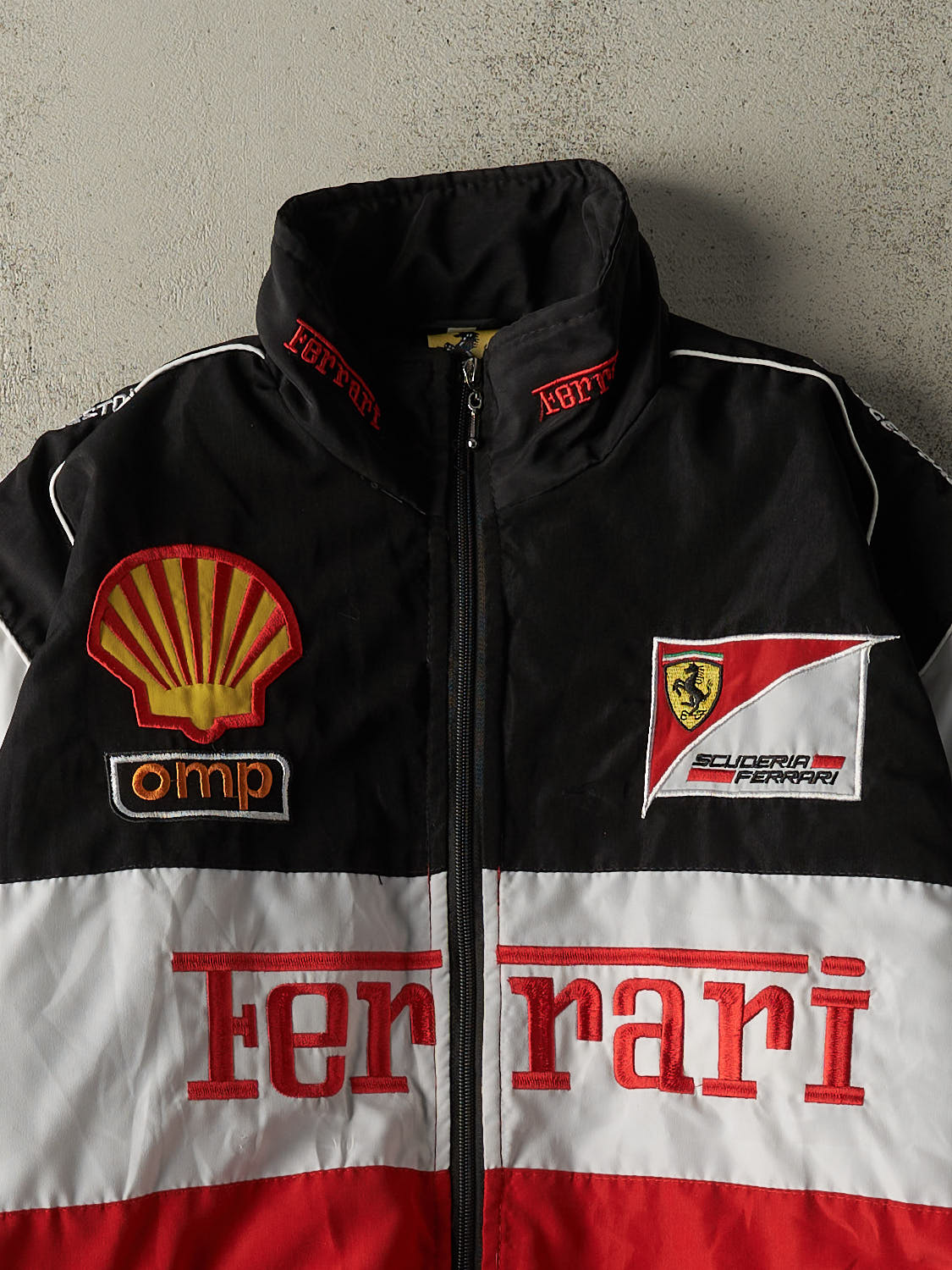 Vintage 90s Red, White & Black Ferrari Racing Jacket (M/L)