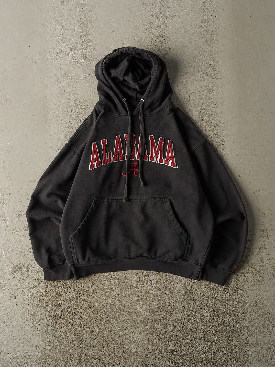 Vintage Y2K Faded Black University of Alabama Embroidered Hoodie (XS/S)