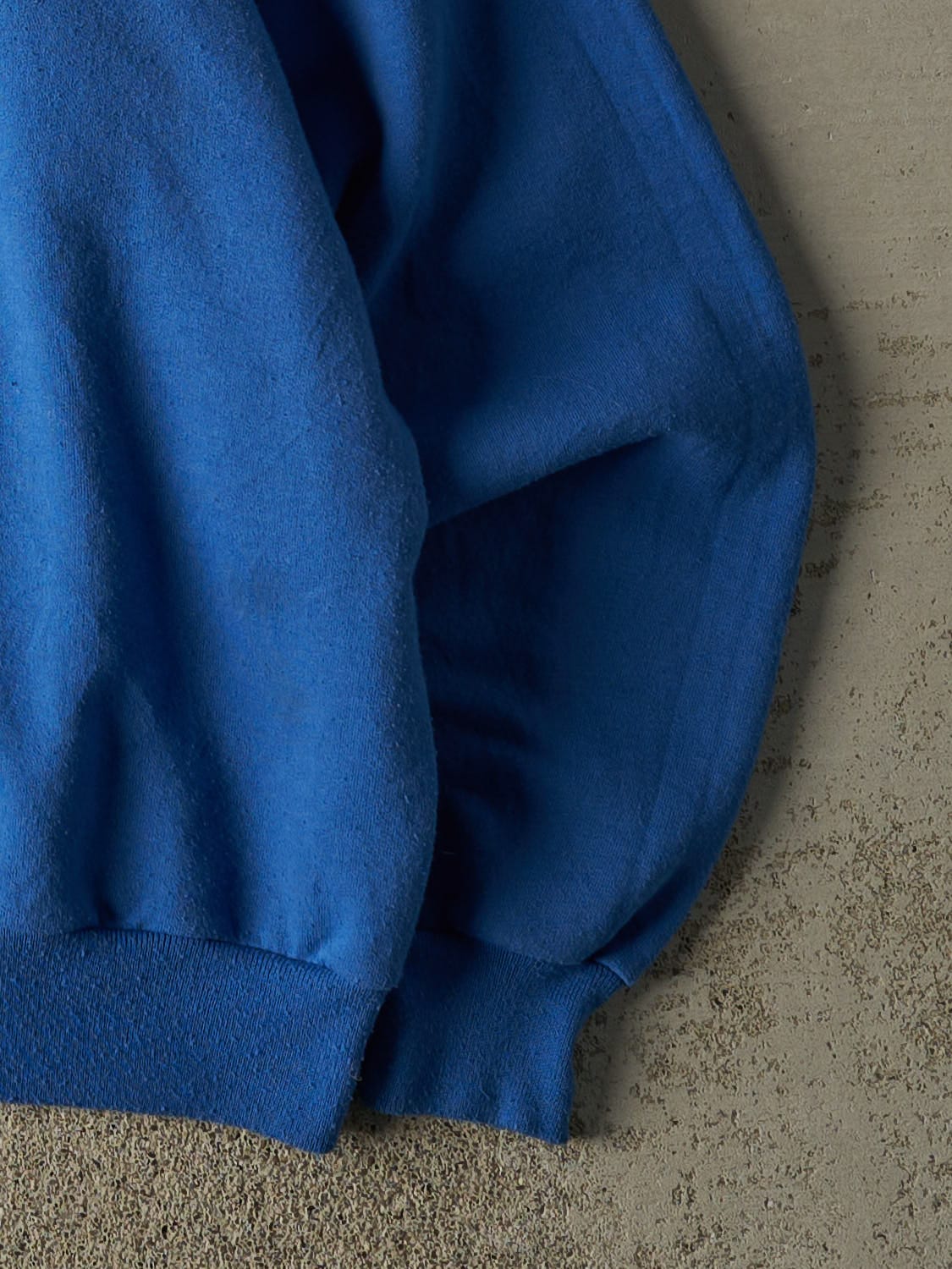 Vintage 90s Blue Alaska Embroidered Crewneck (L/XL)