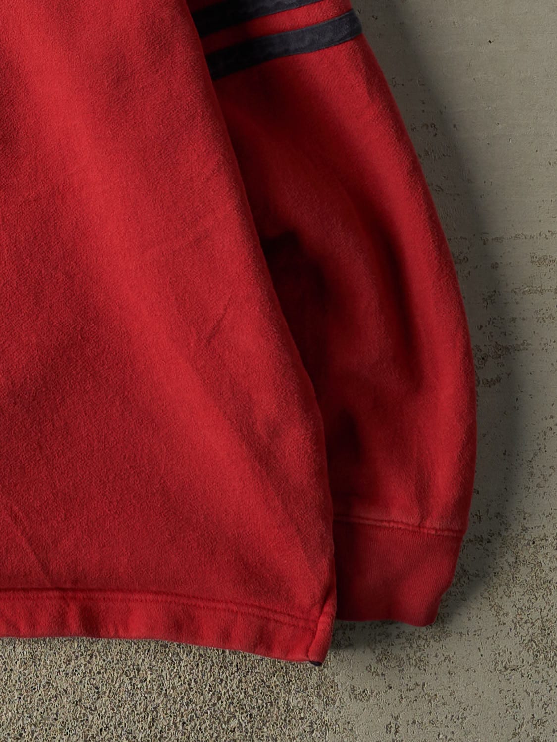 Vintage Y2K Red Aeropostale Lightweight Crewneck (M)