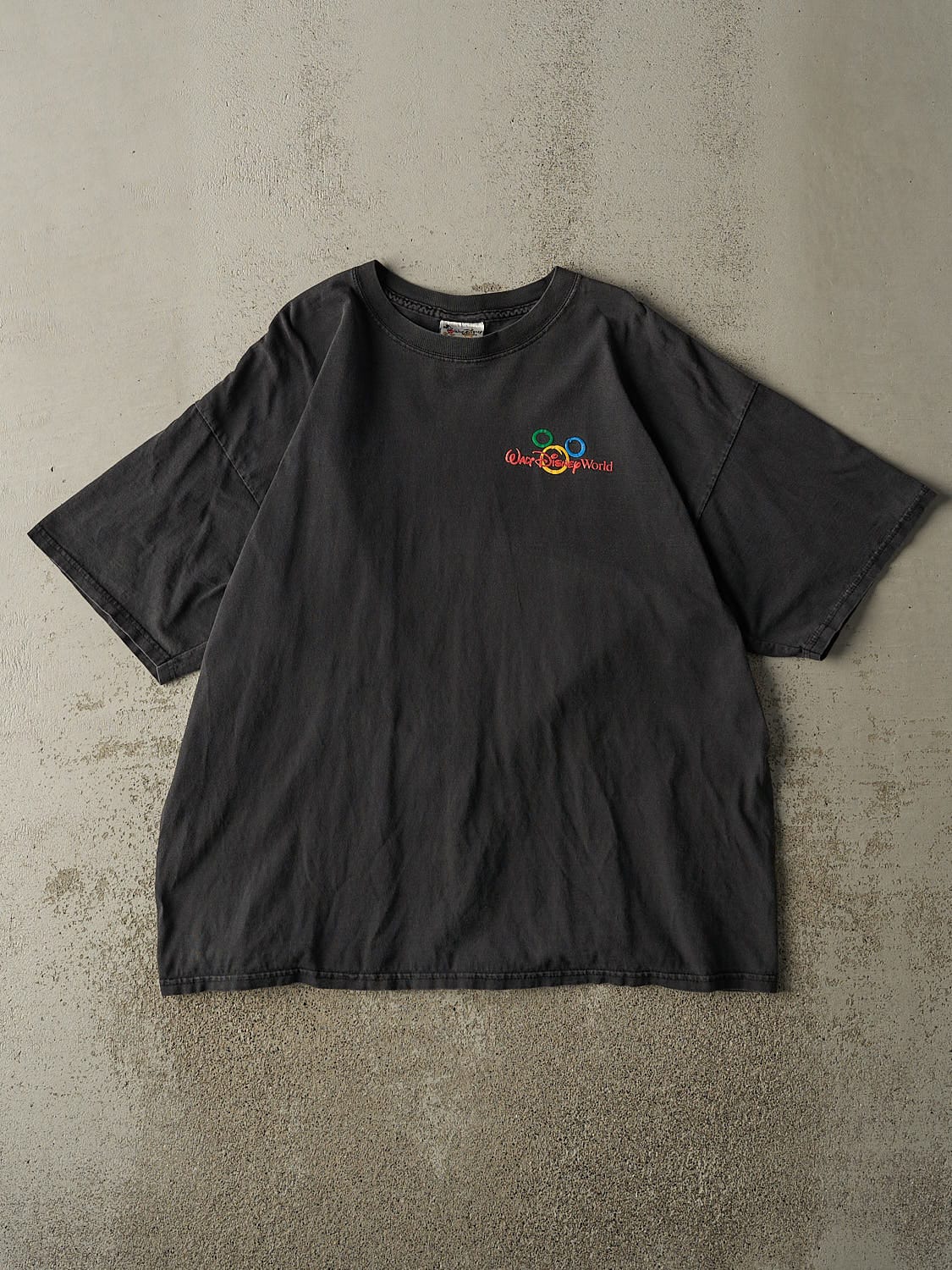 Vintage 90s Faded Black Walt Disney World Tee (XL/XXL)