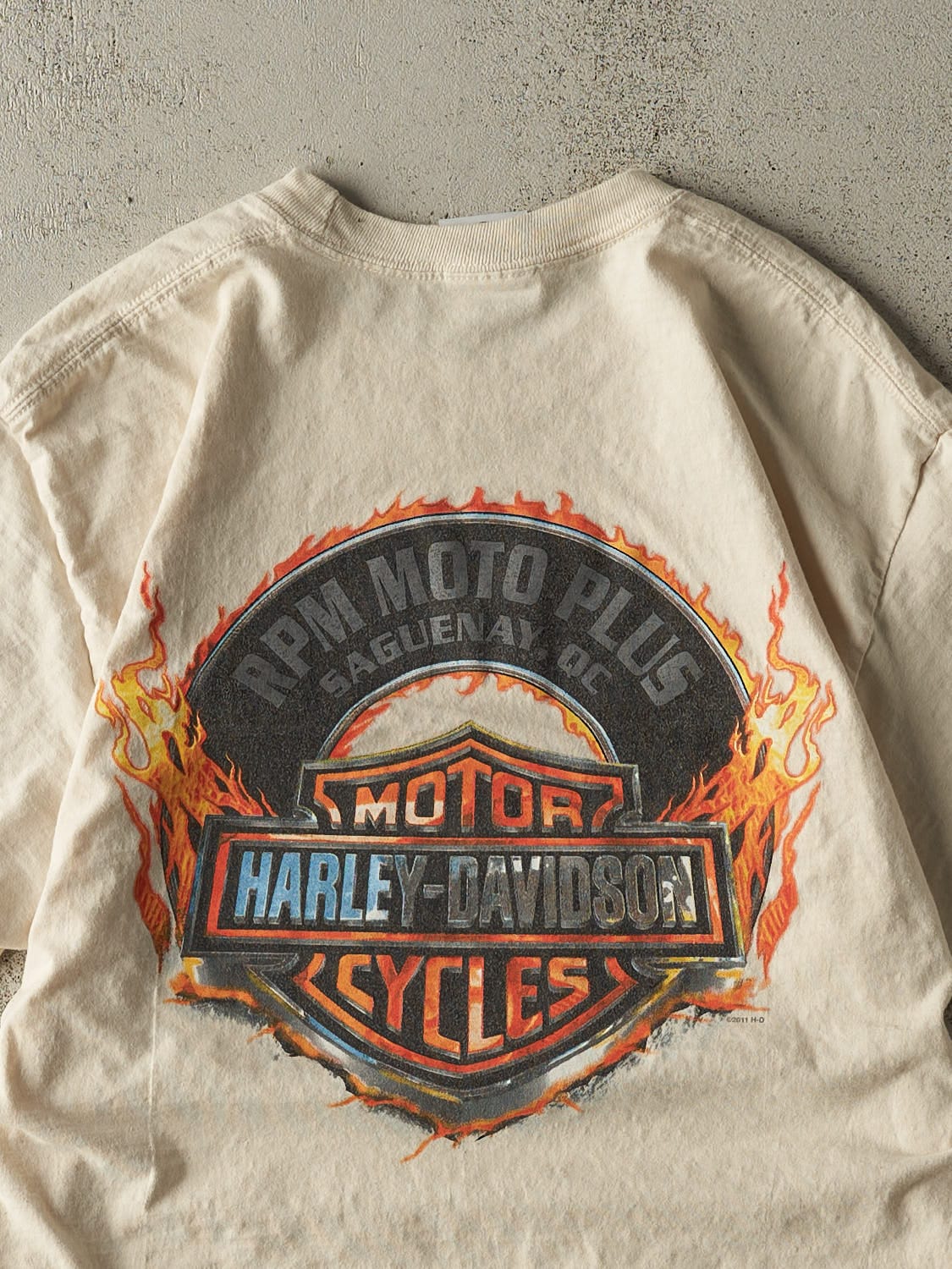 Vintage 13' Beige Harley Davidson Saguenay Quebec Tee (S/M)