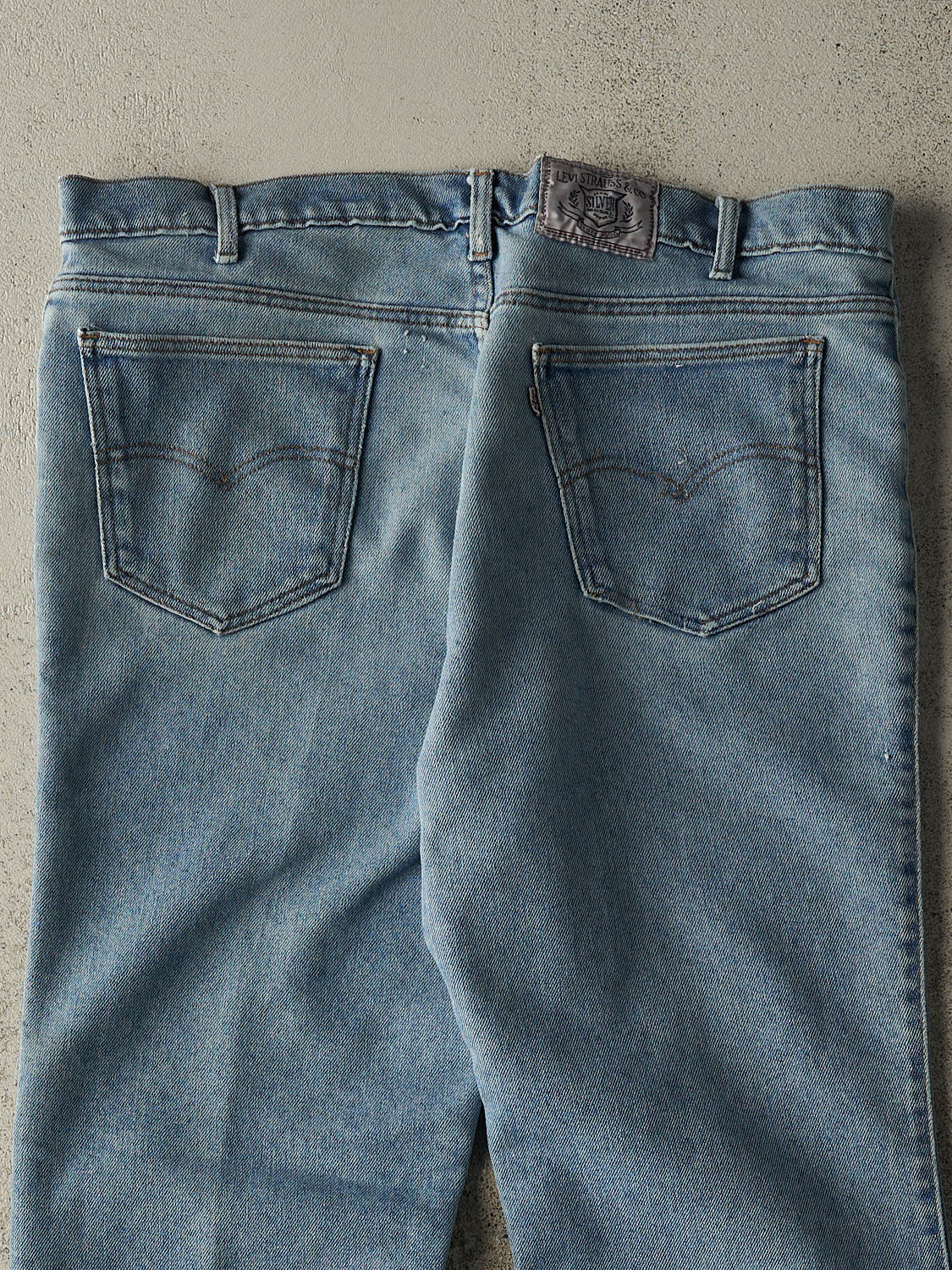 Vintage 90s Light Wash Levi's Silver Medal Jeans (36x28.5)