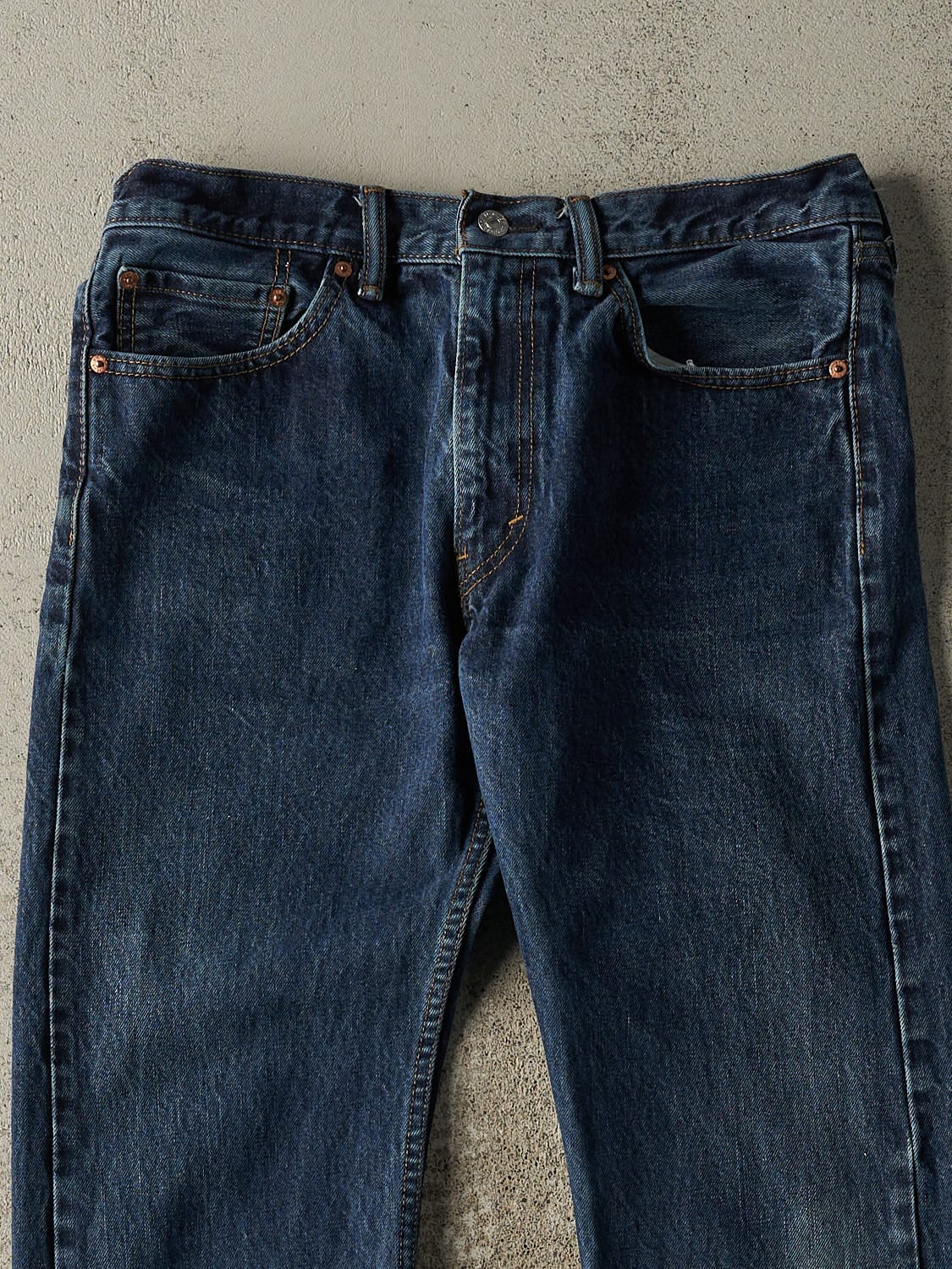 Vintage Y2K Dark Wash Levi's 505 Jeans (33x28.5)