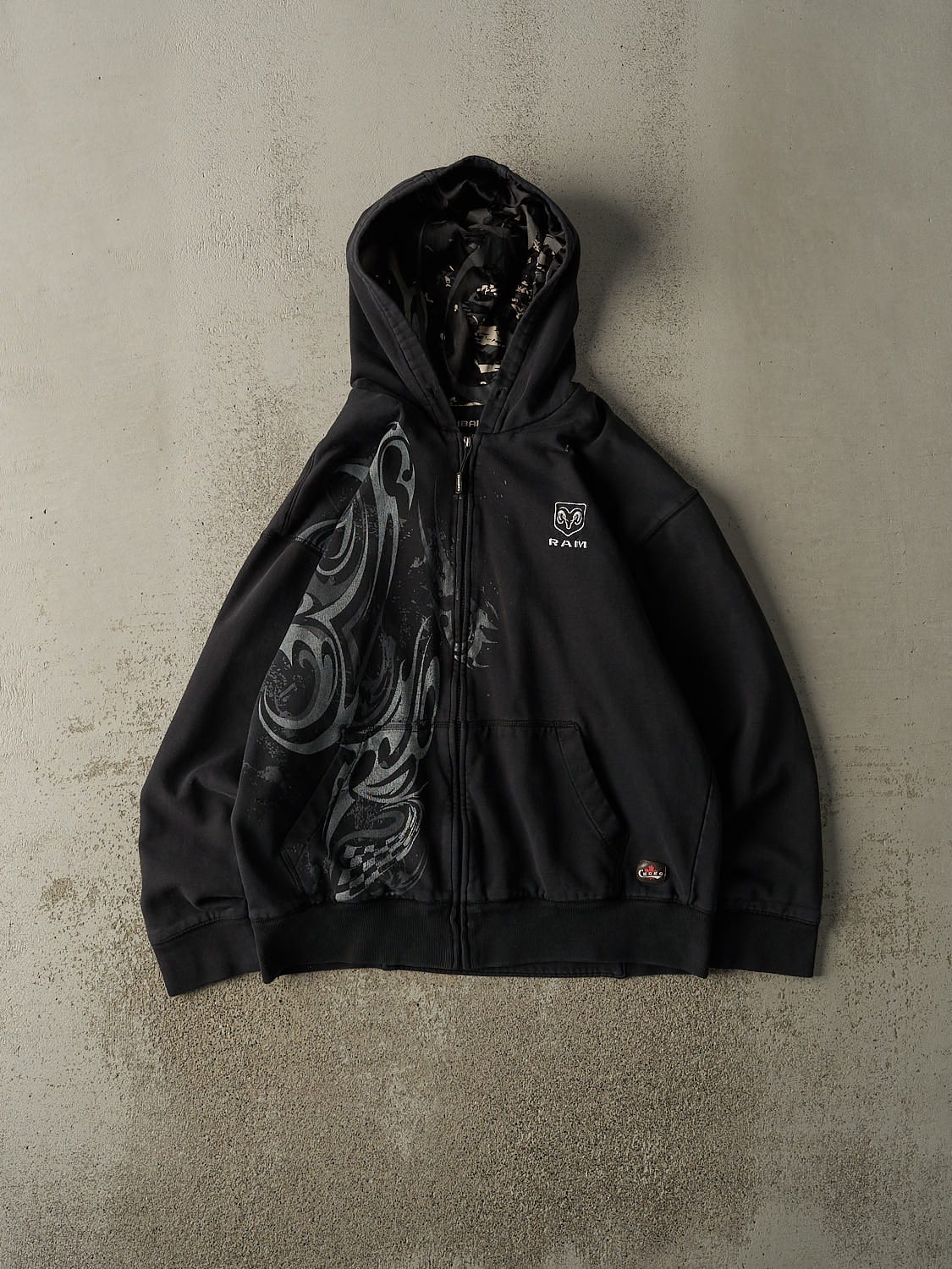 Vintage Y2K Black Dodge Ram Embroidered Zip Up Hoodie (M/L)