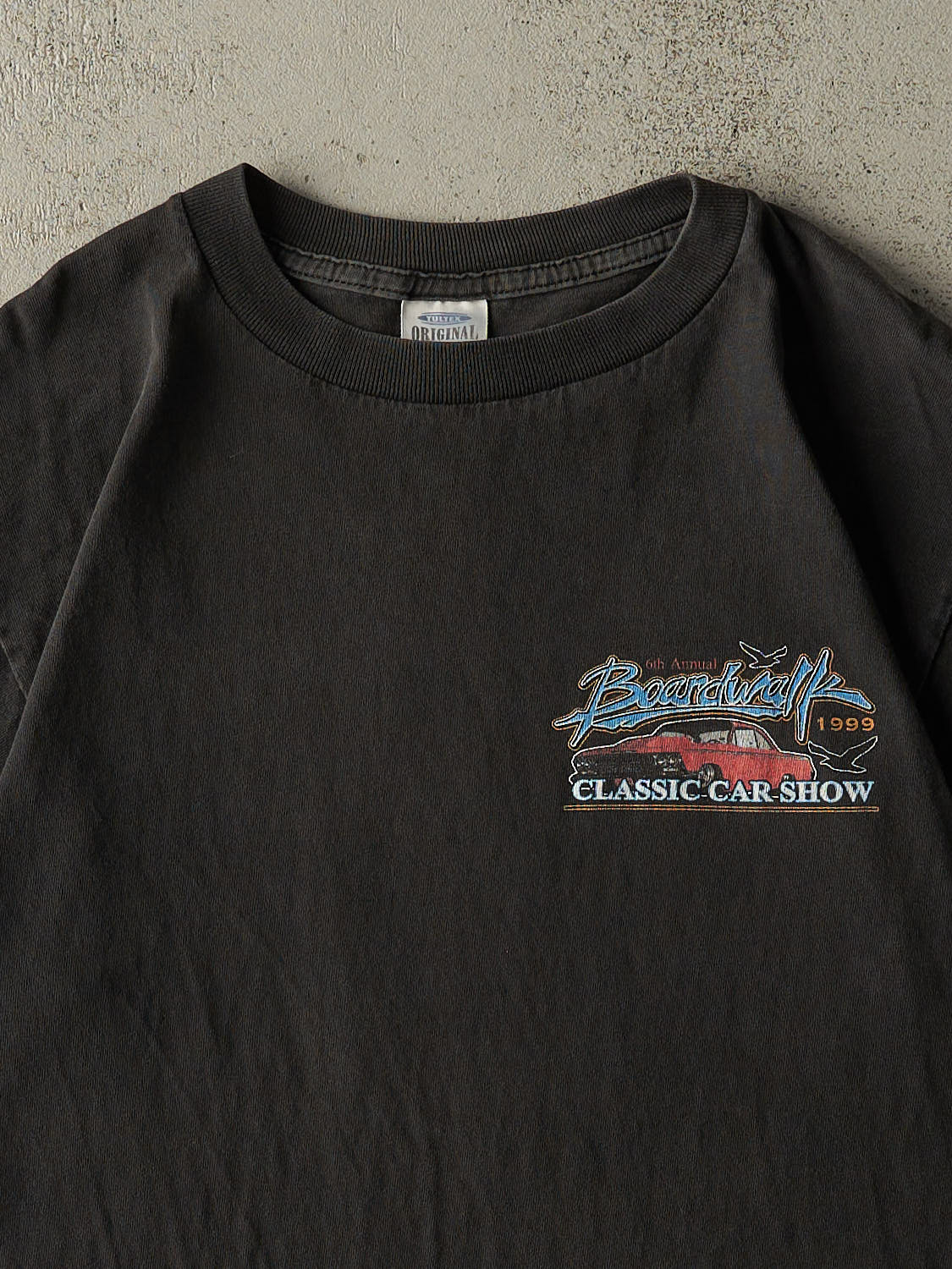 Vintage 99' Faded Black Boardwalk Classic Car Show Tee (S/M)