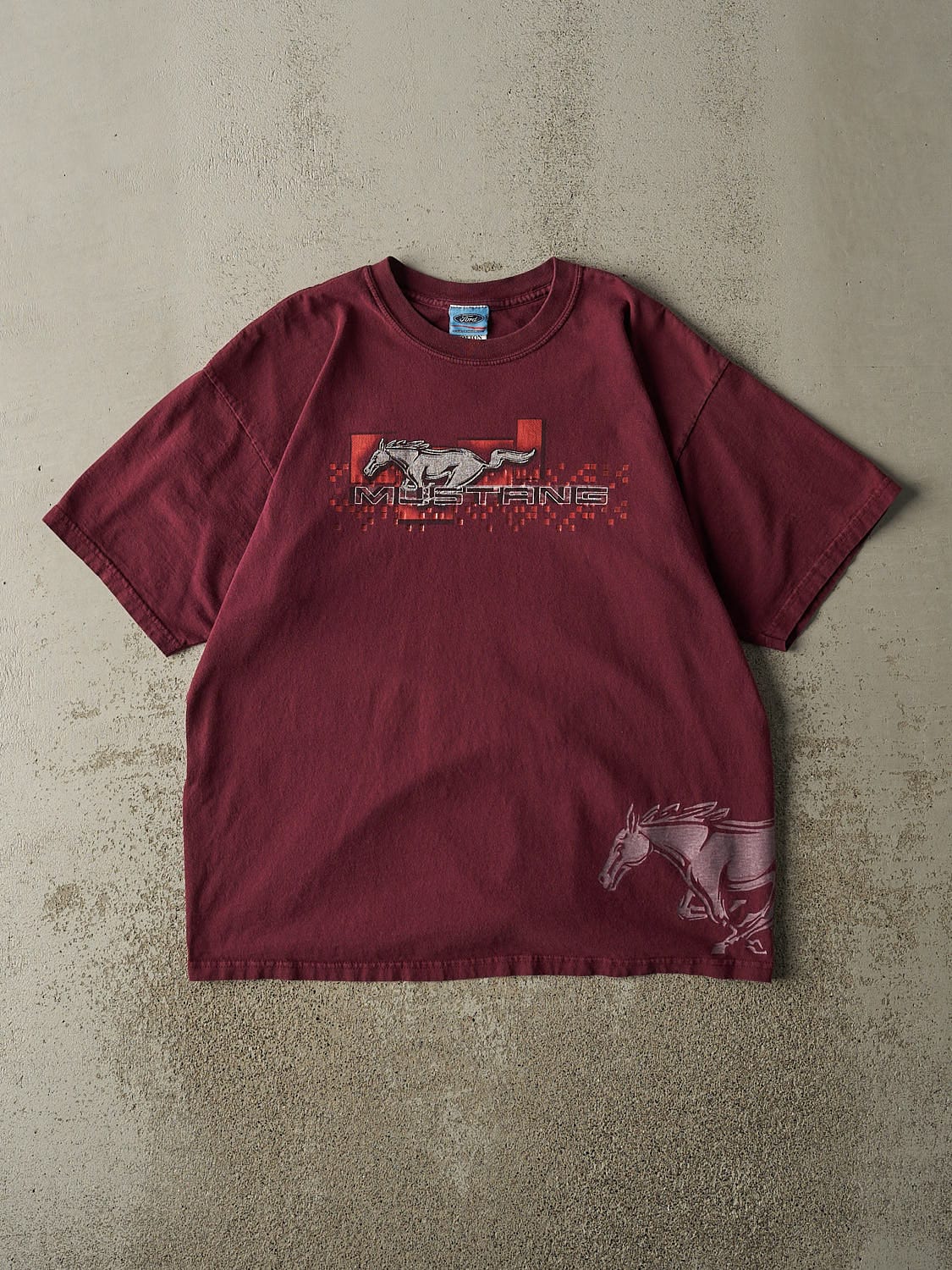 Vintage Y2K Burgundy Ford Mustang Tee (L/XL)