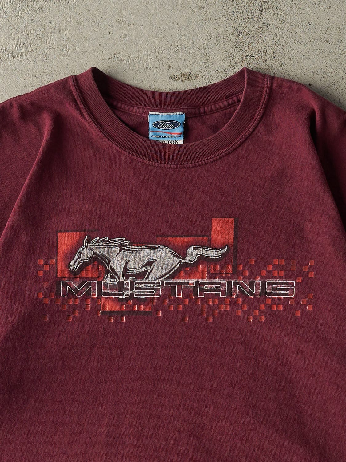 Vintage Y2K Burgundy Ford Mustang Tee (L/XL)