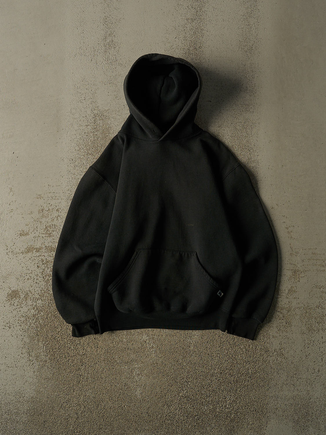 Vintage 90s Faded Black Russell Athletic Blank Hoodie (XS)