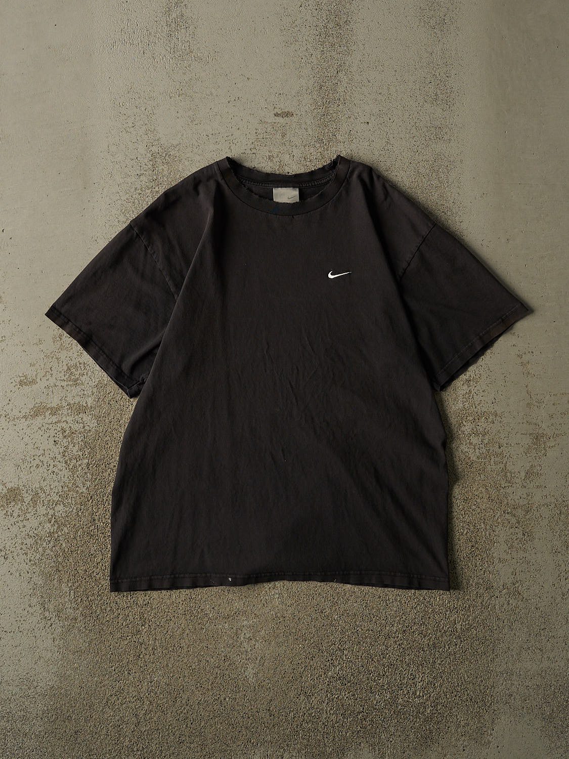 Vintage Y2K Faded Black Nike Embroidered Swoosh Tee (L)