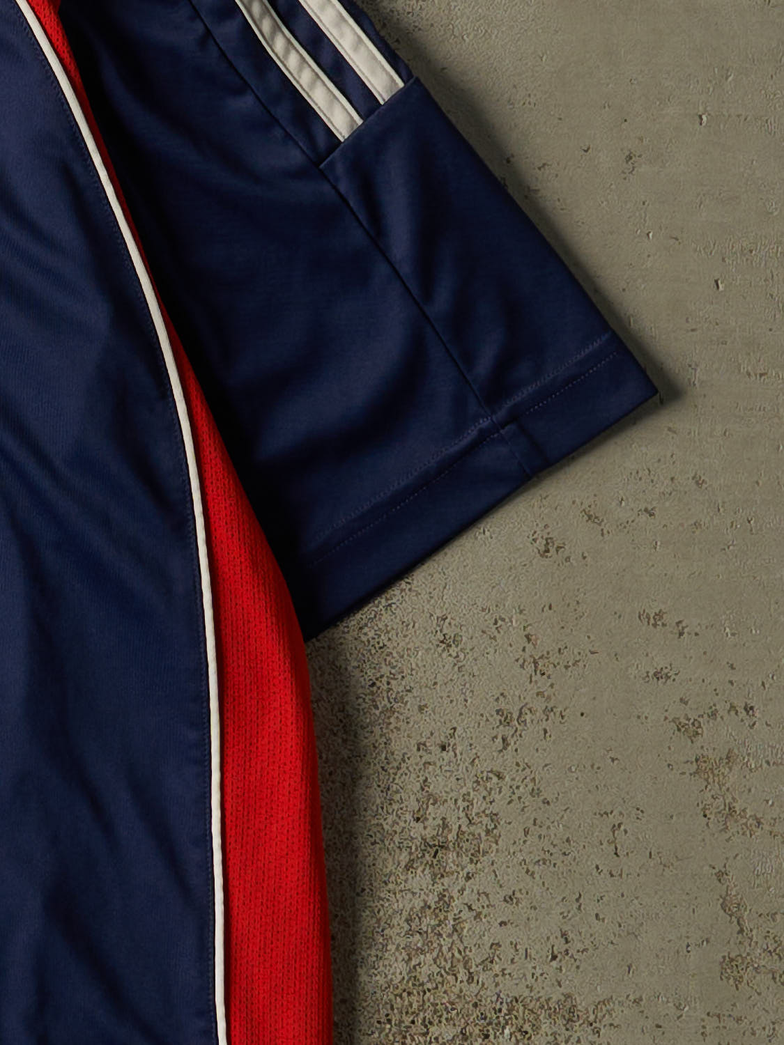 Vintage Y2K Navy Blue England Cricket Jersey (S/M)